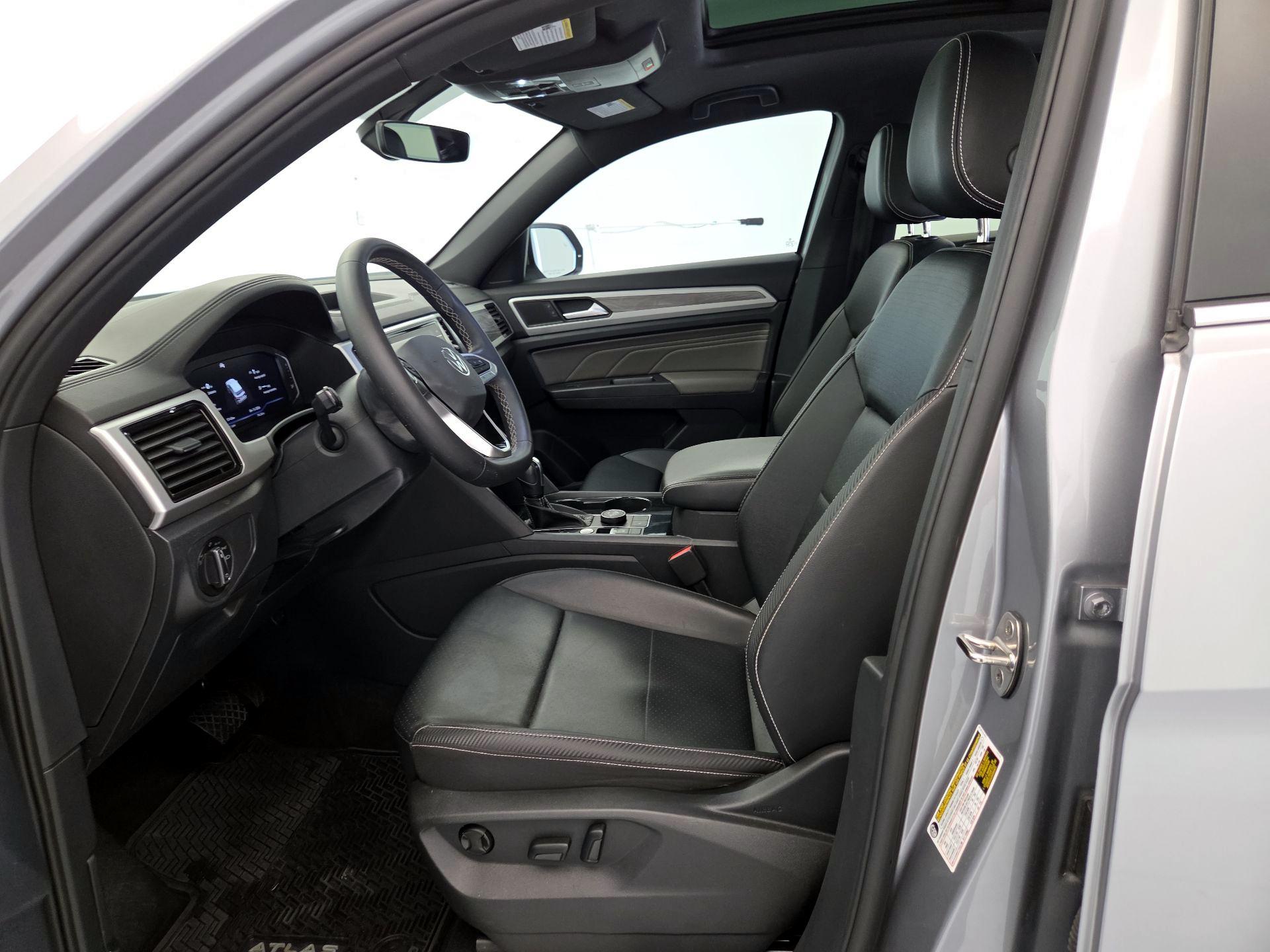 Thumbnail: 2023 Volkswagen Atlas - 11