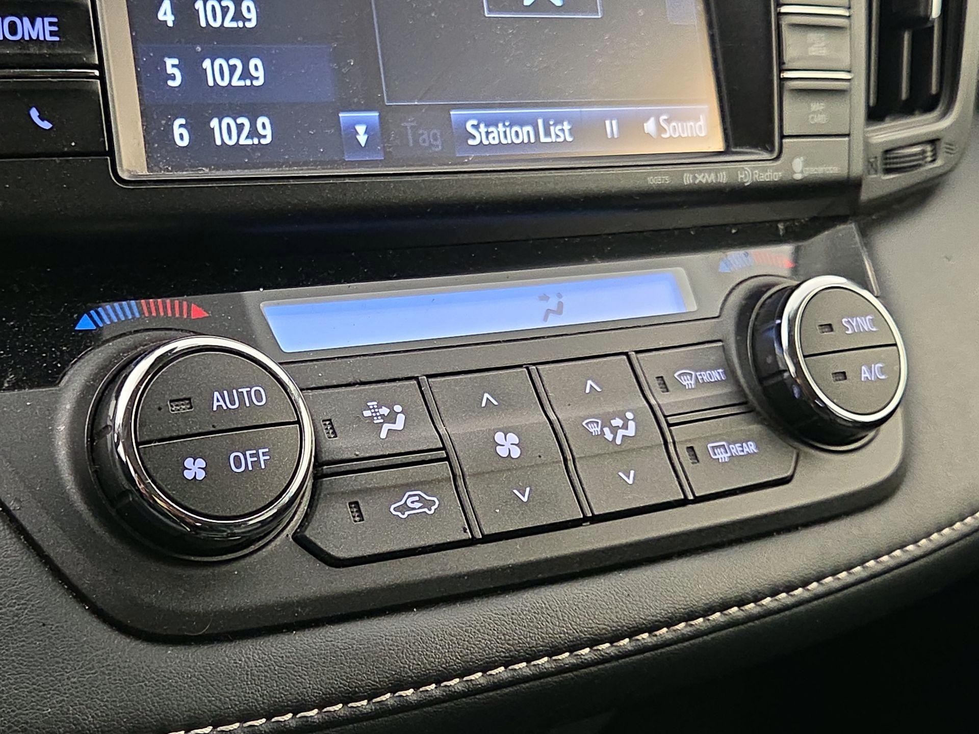 Thumbnail: 2018 Toyota RAV4 - 16