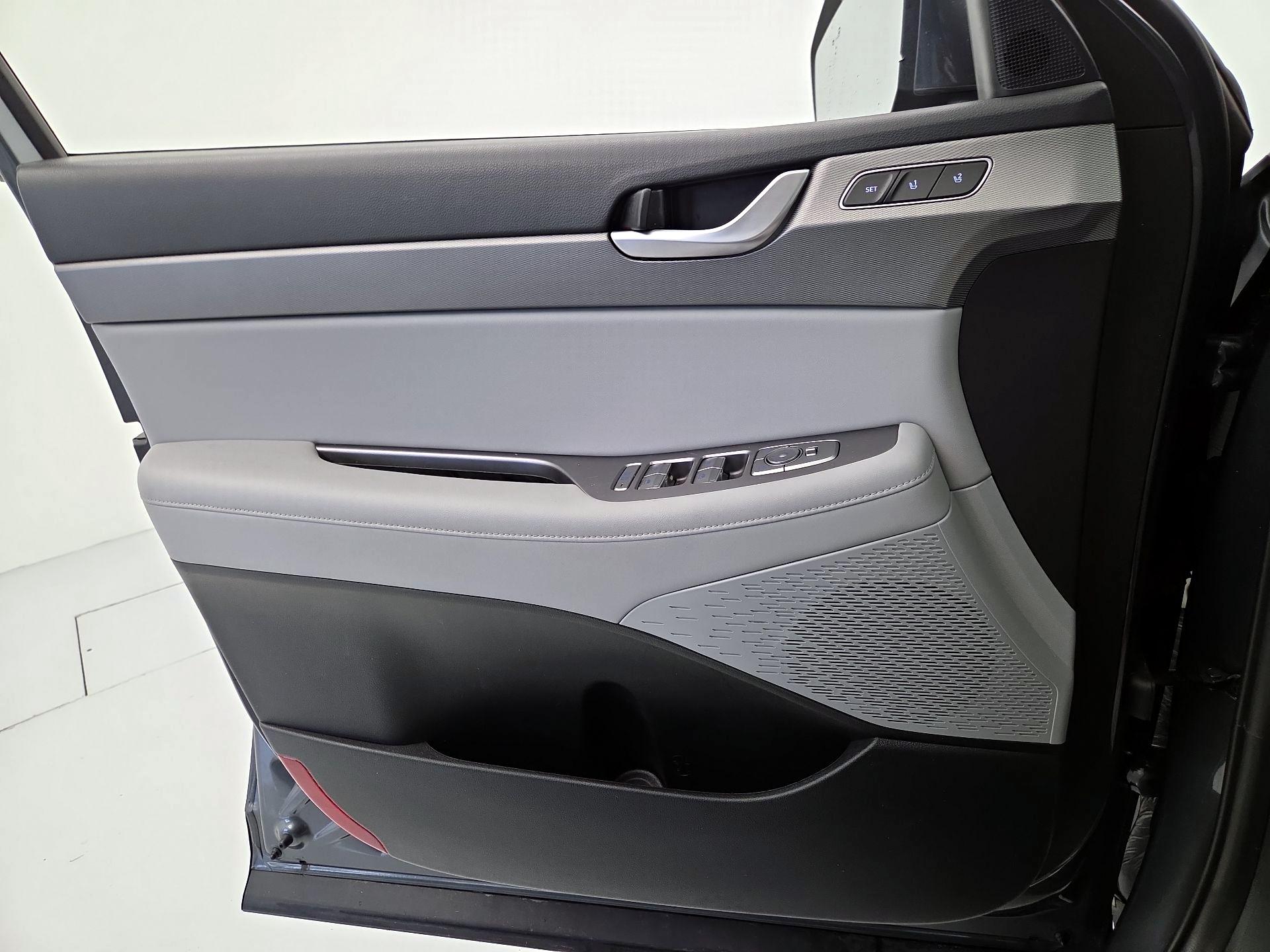 Thumbnail: 2022 Hyundai Palisade - 12