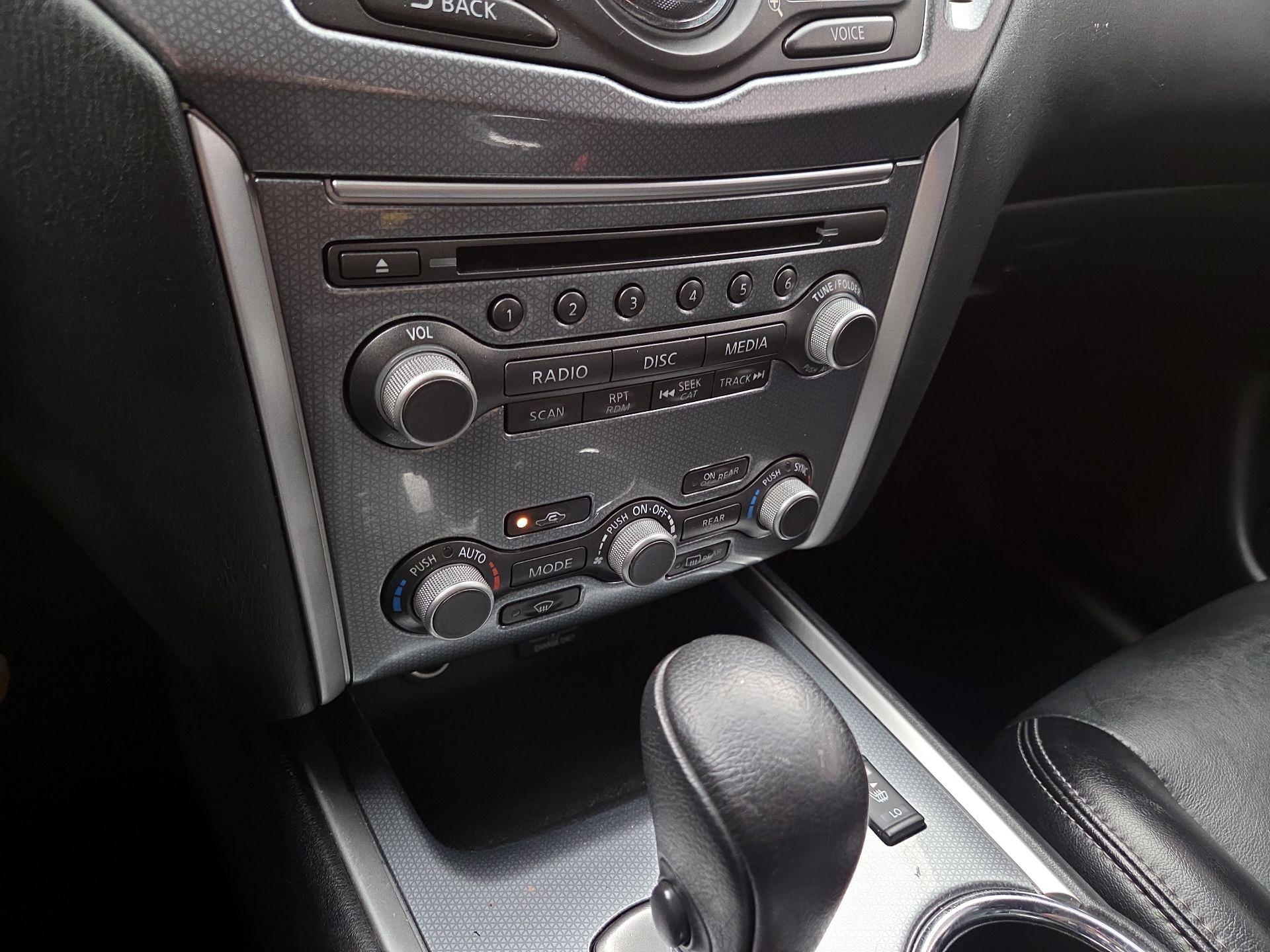 Thumbnail: 2020 Nissan Pathfinder - 17