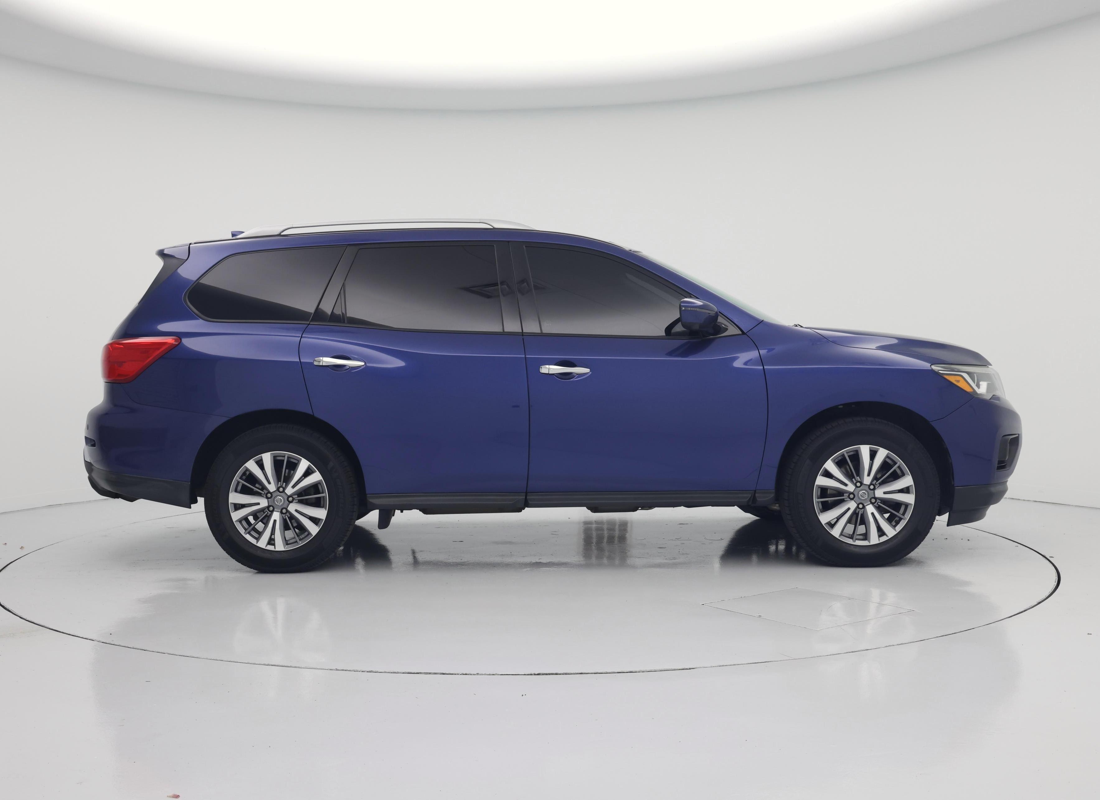 Thumbnail: 2020 Nissan Pathfinder - 7