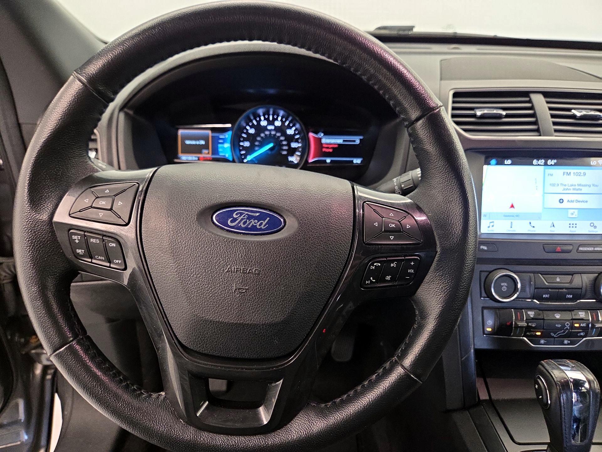 Thumbnail: 2018 Ford Explorer - 10