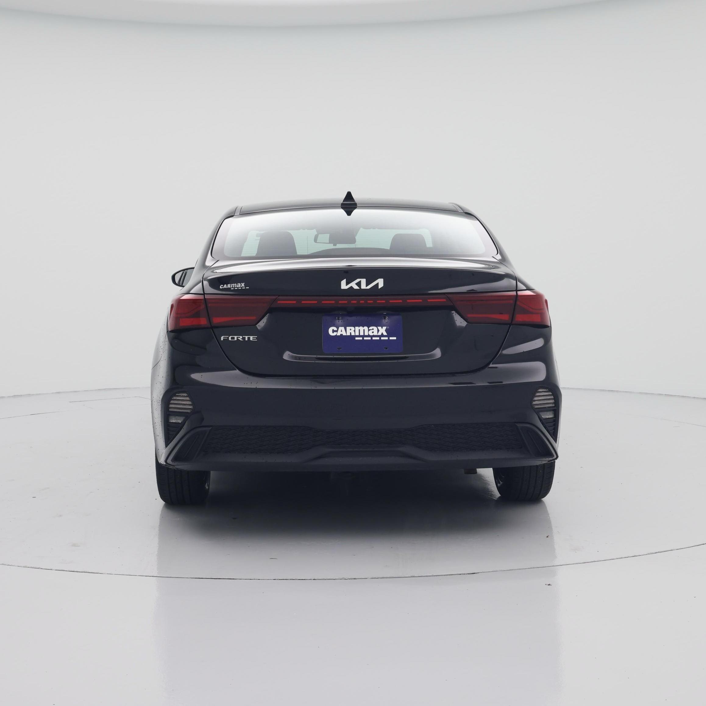 Thumbnail: 2023 Kia Forte - 6