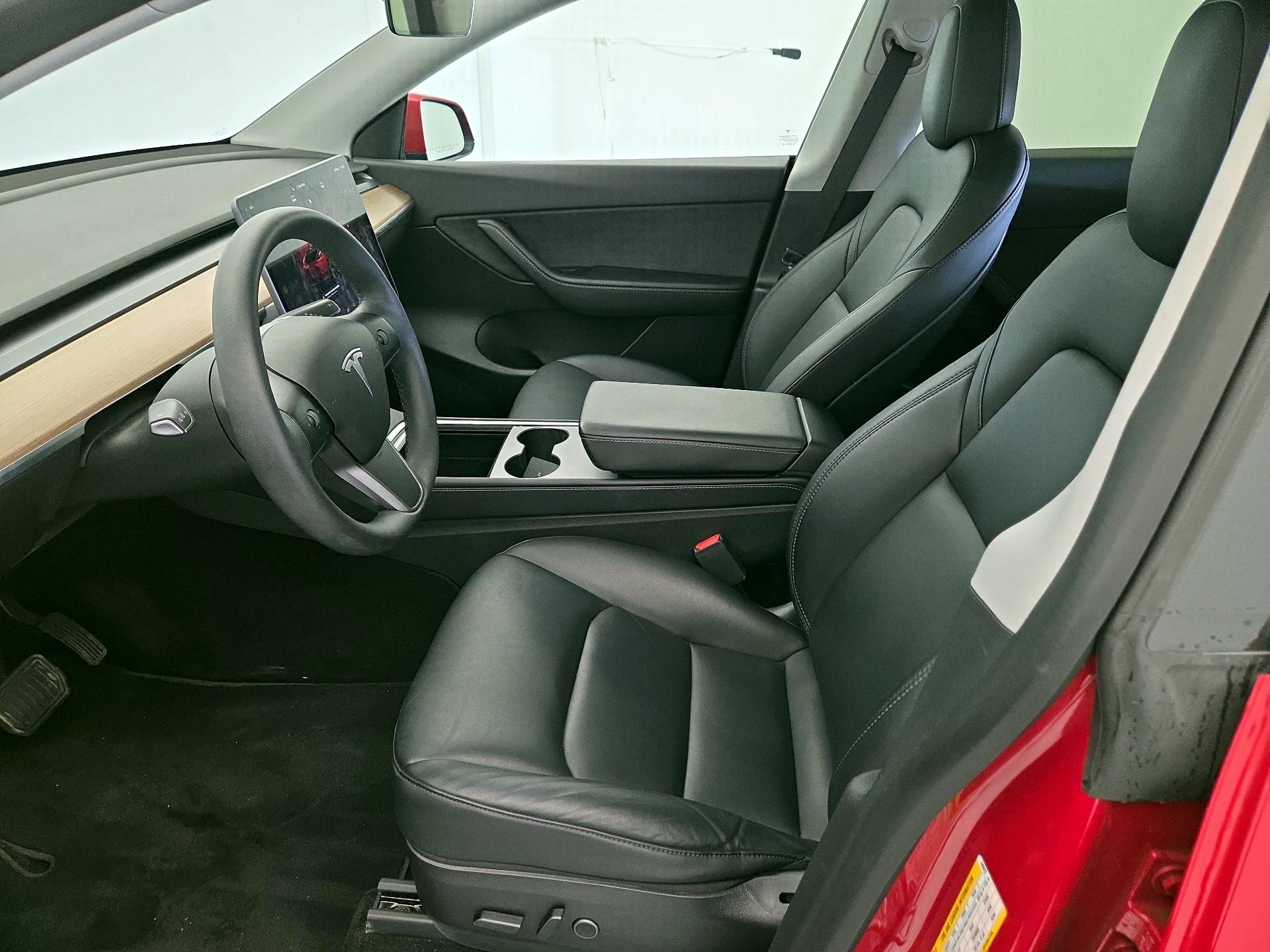 Thumbnail: 2022 Tesla Model Y - 11