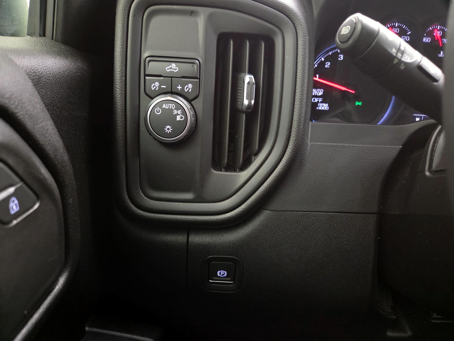 Thumbnail: 2023 Chevrolet Silverado 1500 - 13