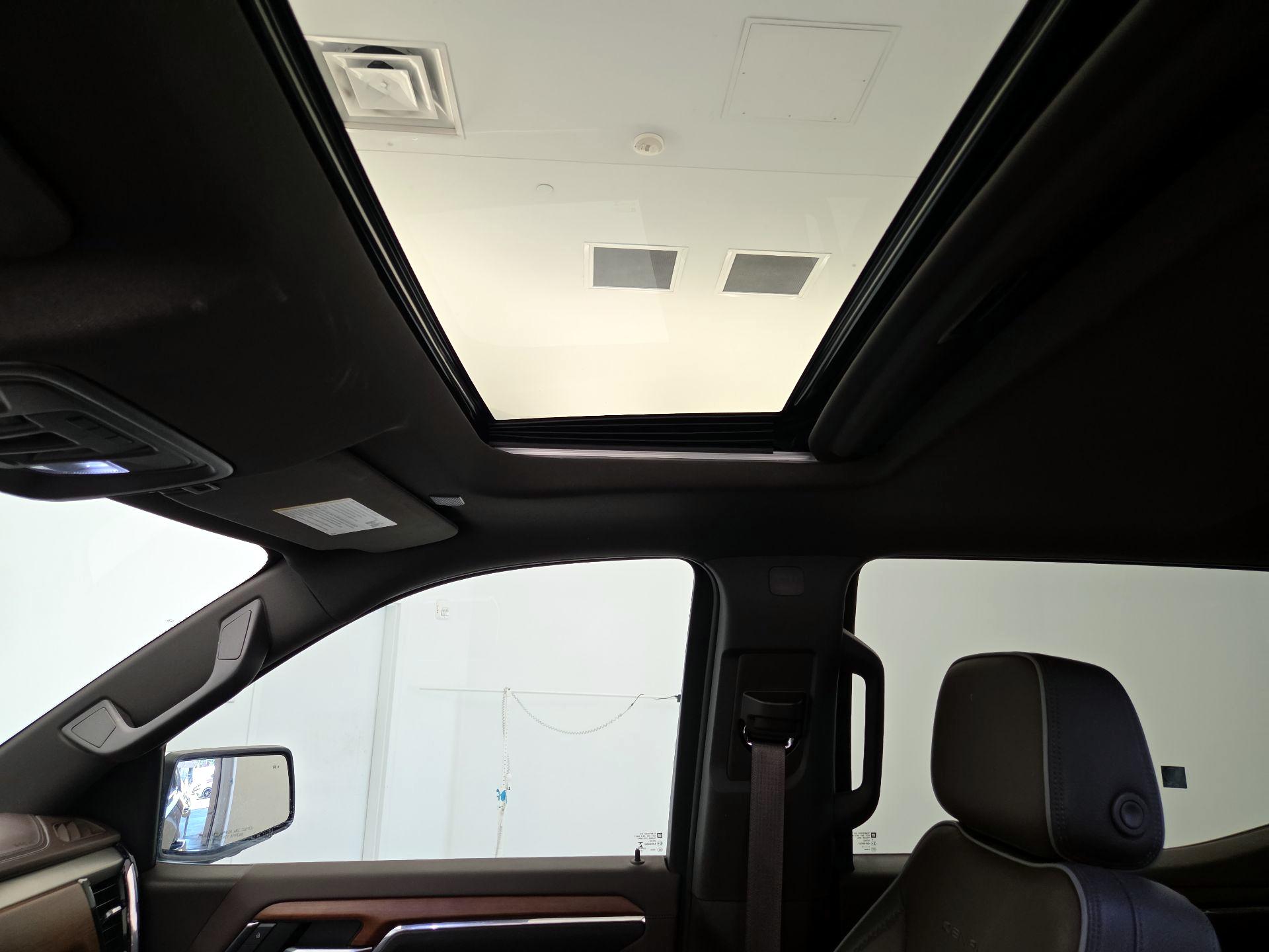 Thumbnail: 2023 GMC Sierra 1500 - 18