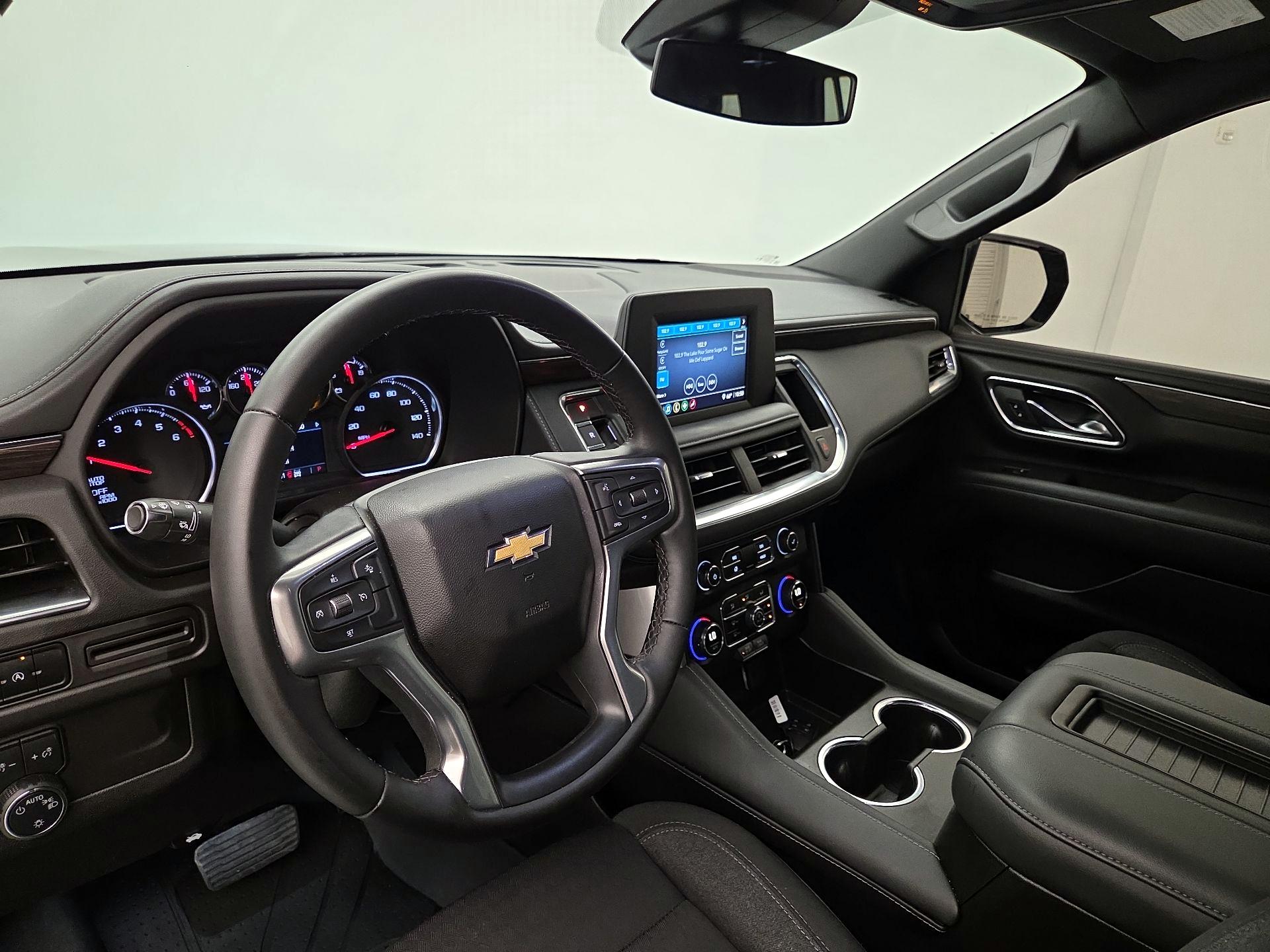 Thumbnail: 2024 Chevrolet Tahoe - 9