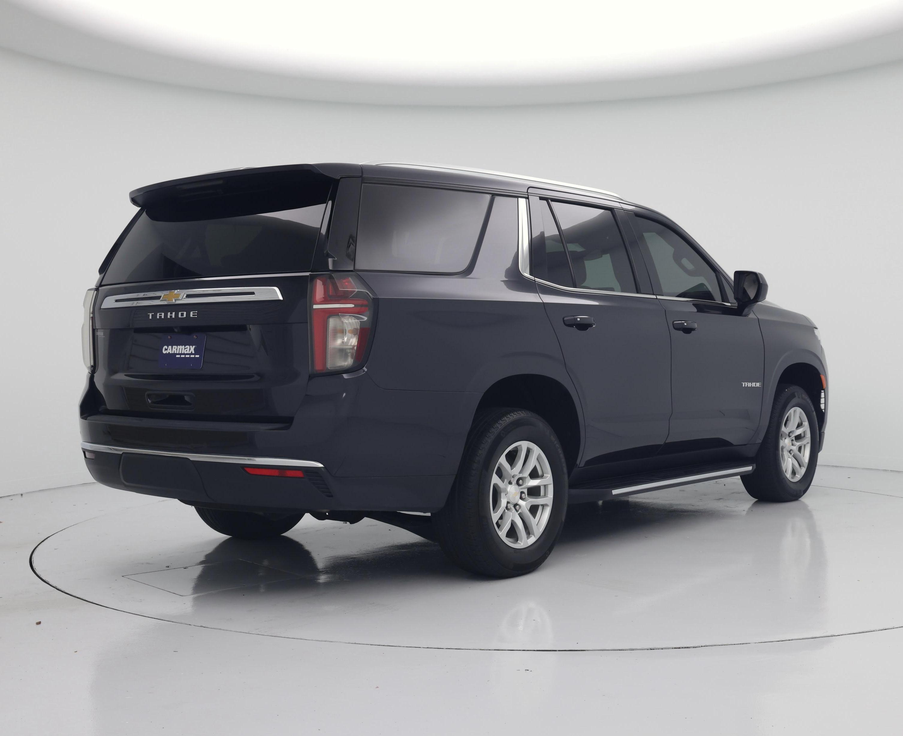 Thumbnail: 2024 Chevrolet Tahoe - 8