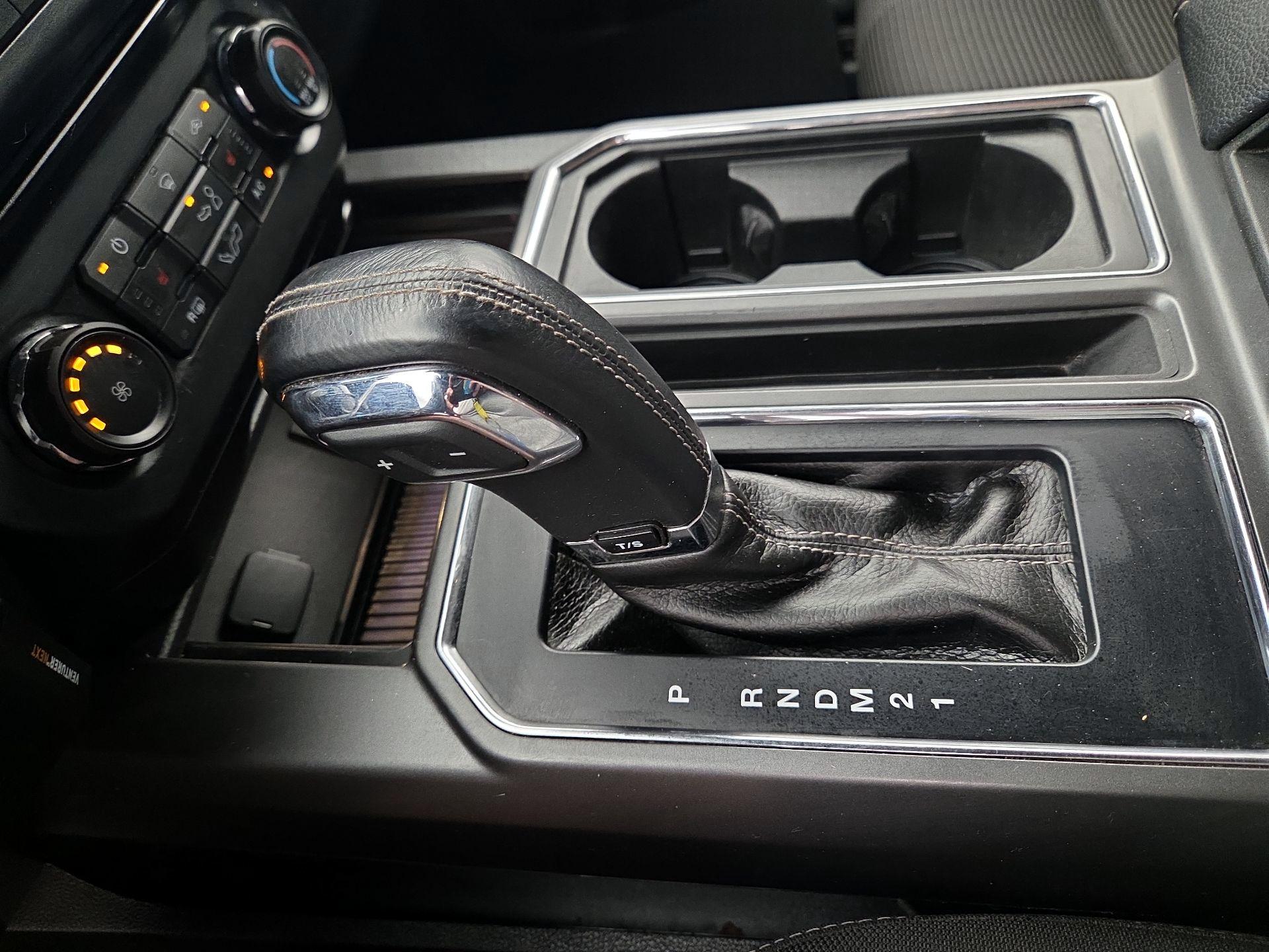 Thumbnail: 2016 Ford F-150 - 17