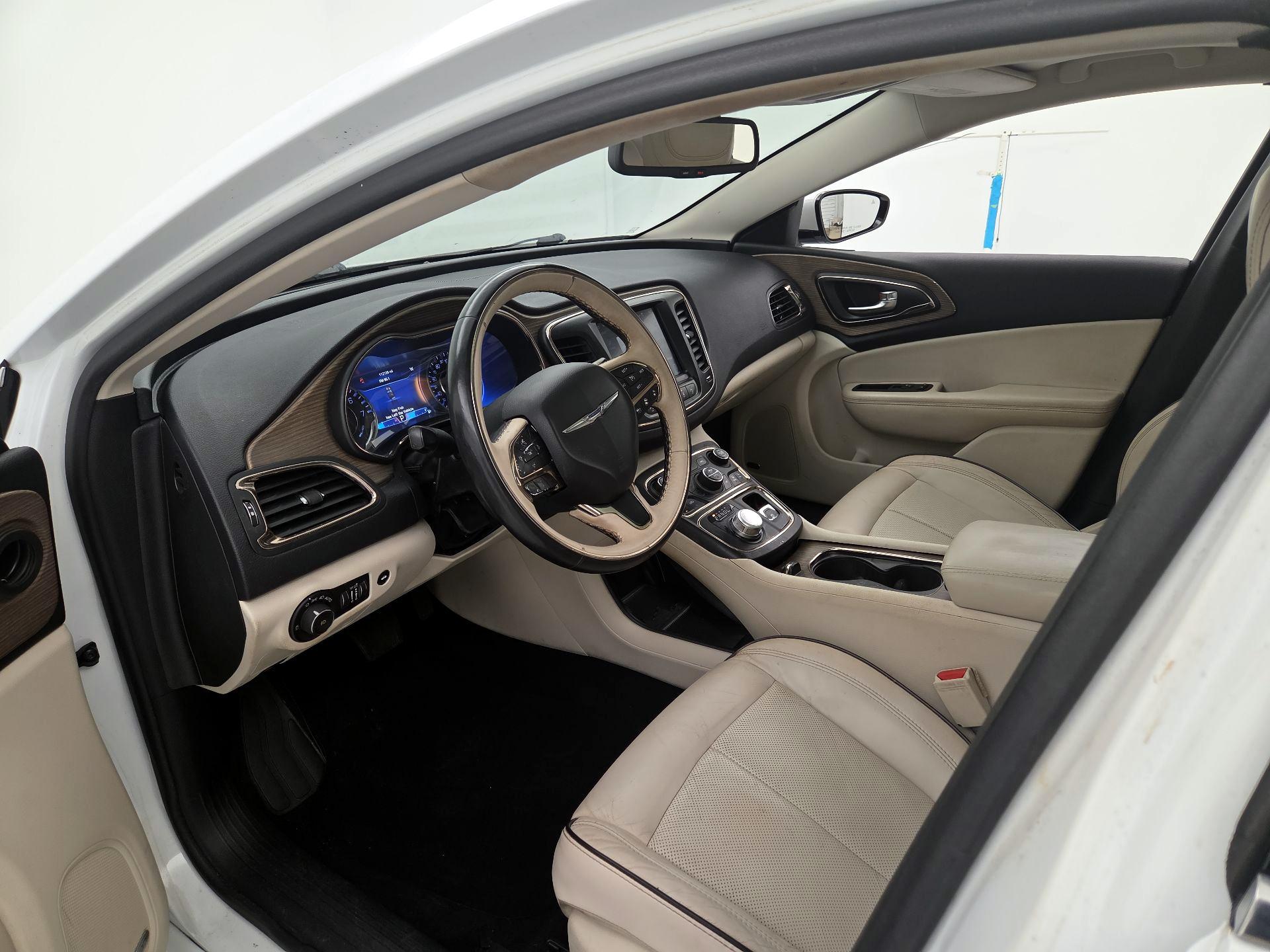 Thumbnail: 2015 Chrysler 200 - 11