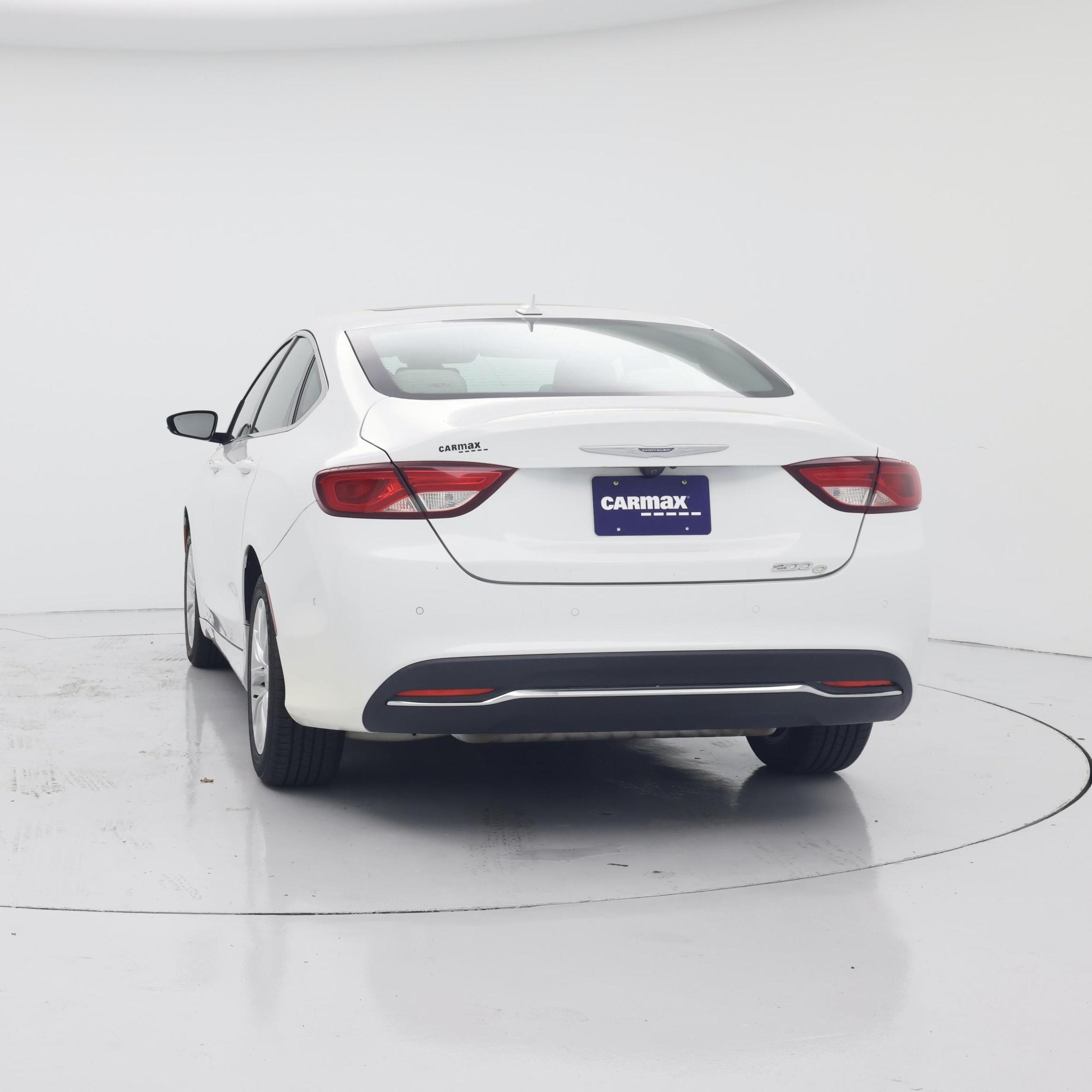 Thumbnail: 2015 Chrysler 200 - 8