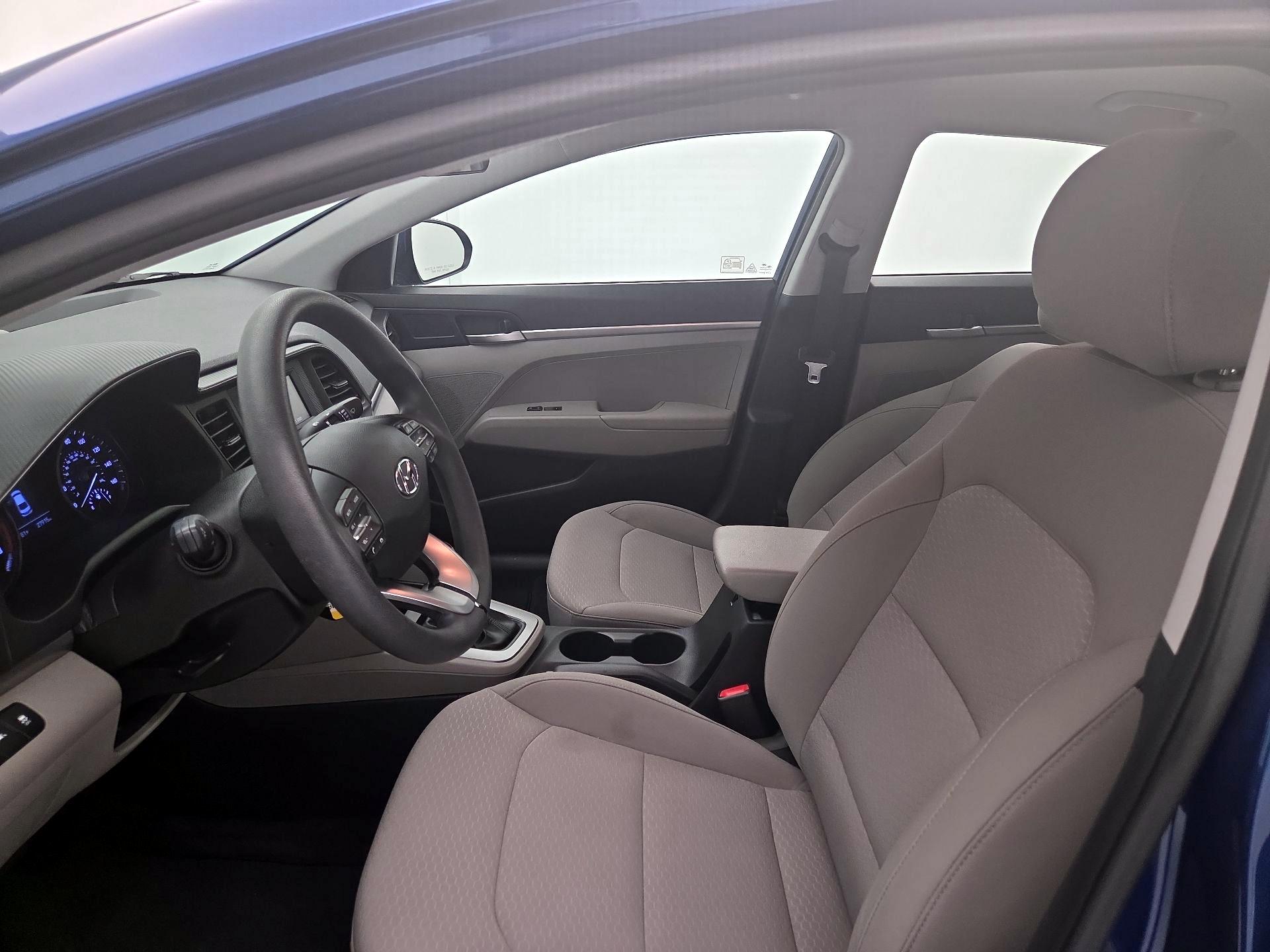 Thumbnail: 2020 Hyundai Elantra - 11
