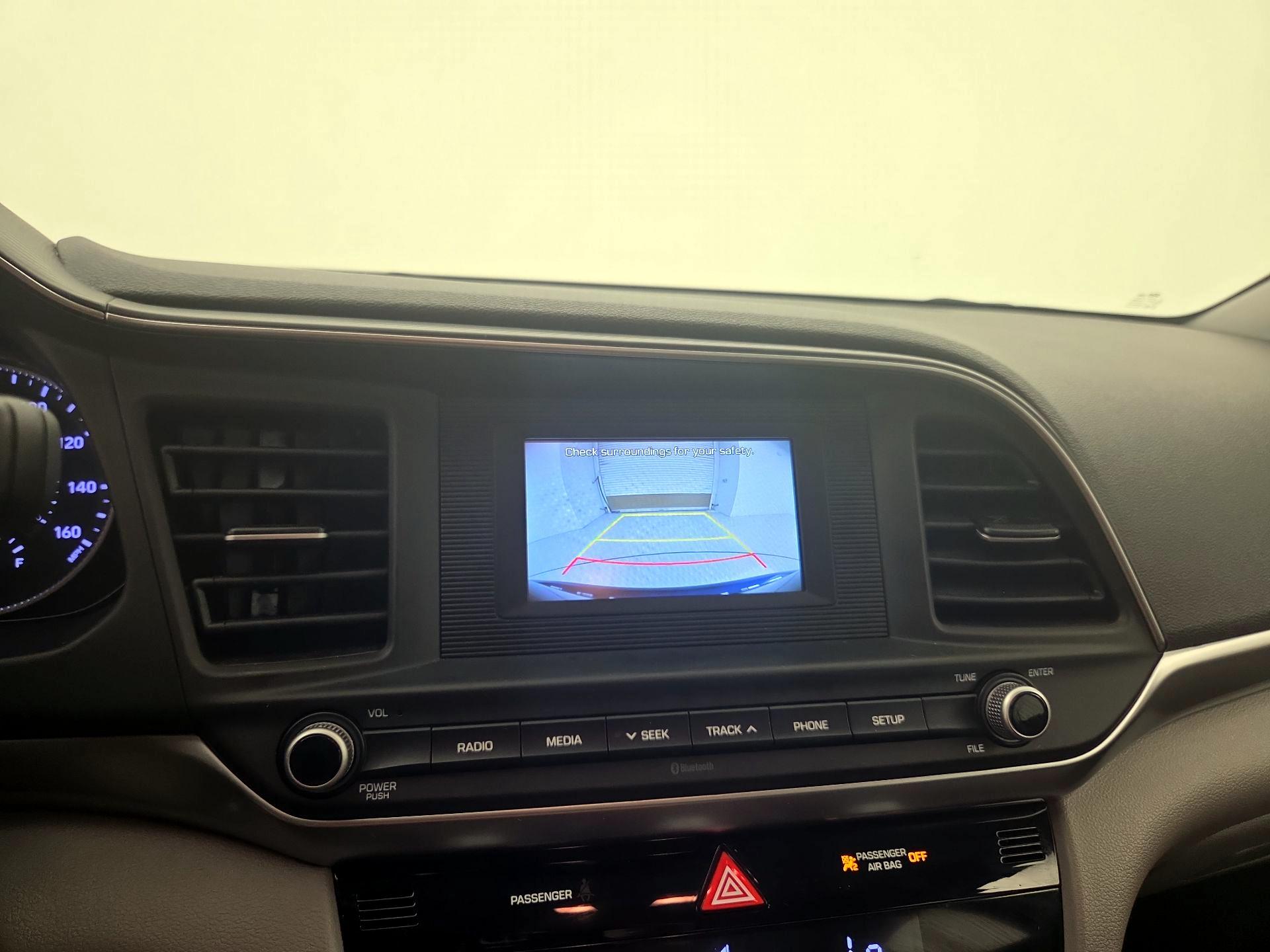 Thumbnail: 2020 Hyundai Elantra - 14