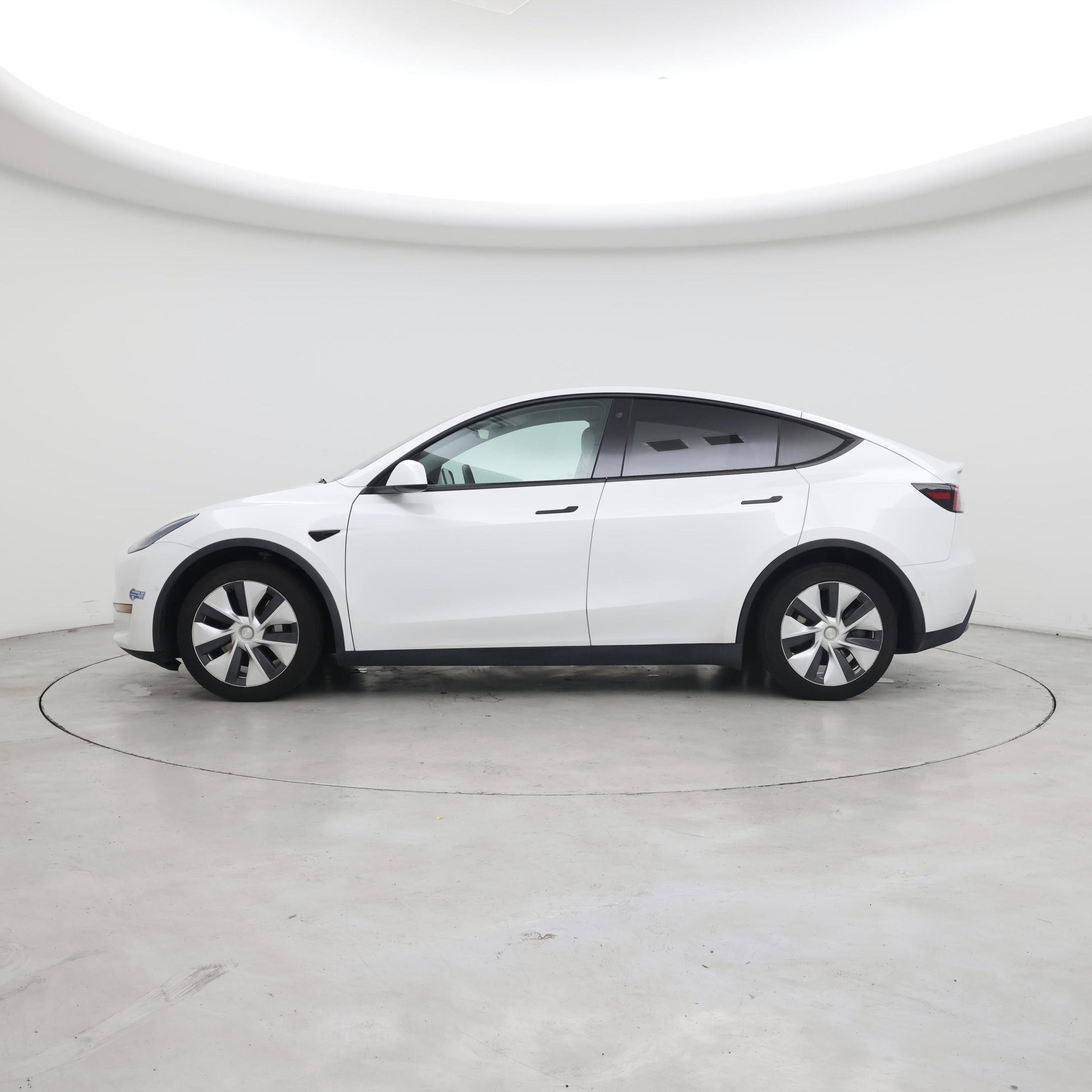 Thumbnail: 2021 Tesla Model Y - 3