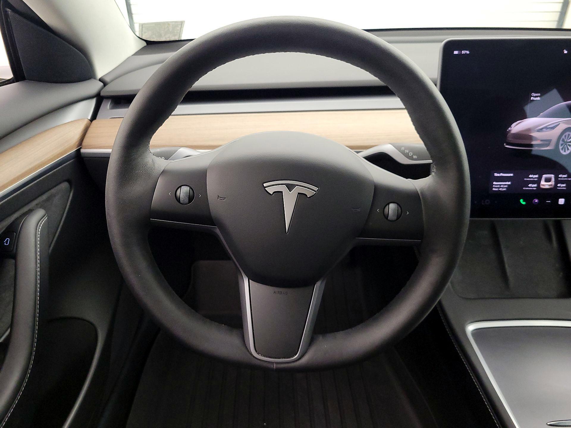 Thumbnail: 2022 Tesla Model 3 - 10