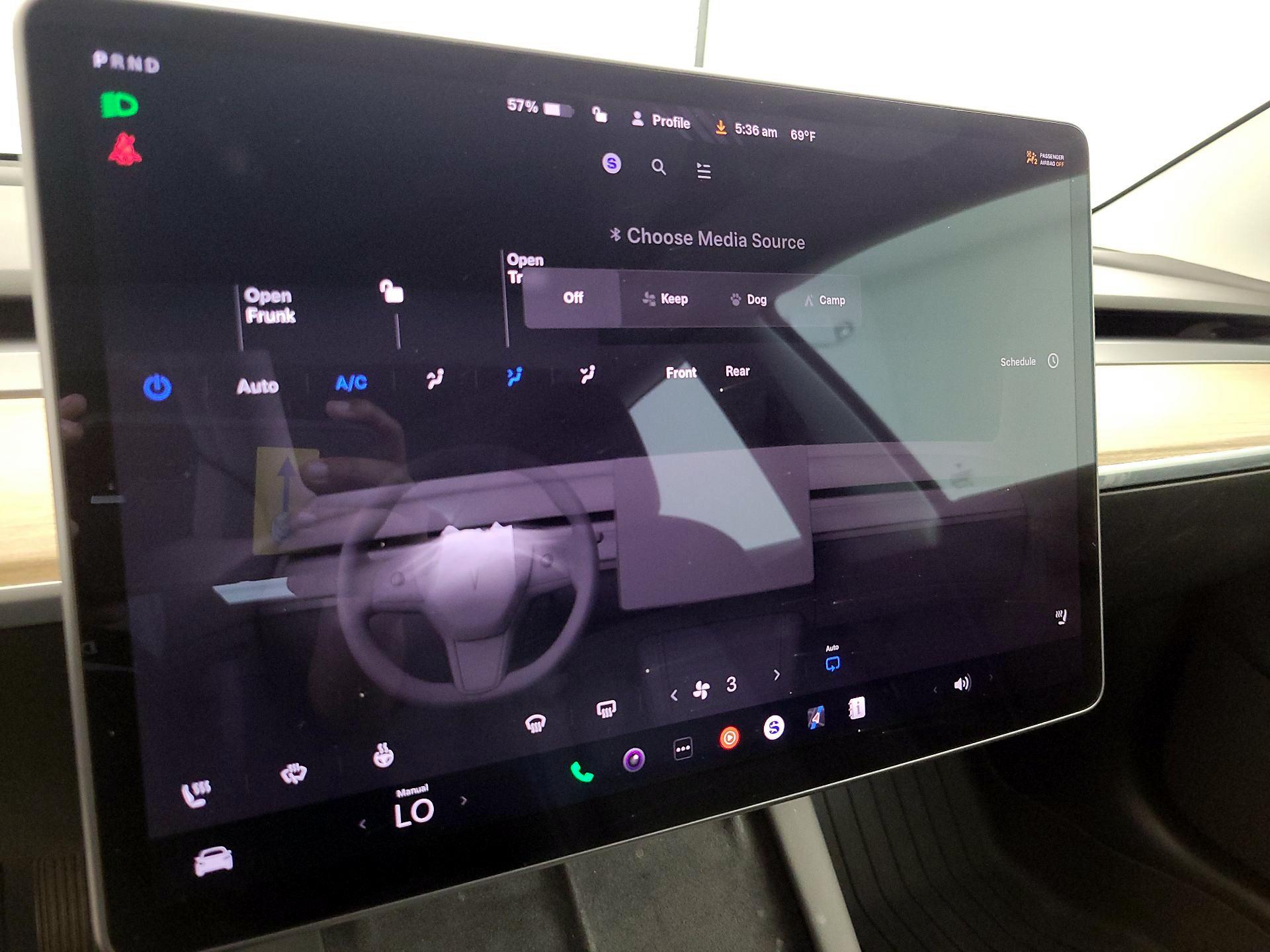 Thumbnail: 2022 Tesla Model 3 - 16