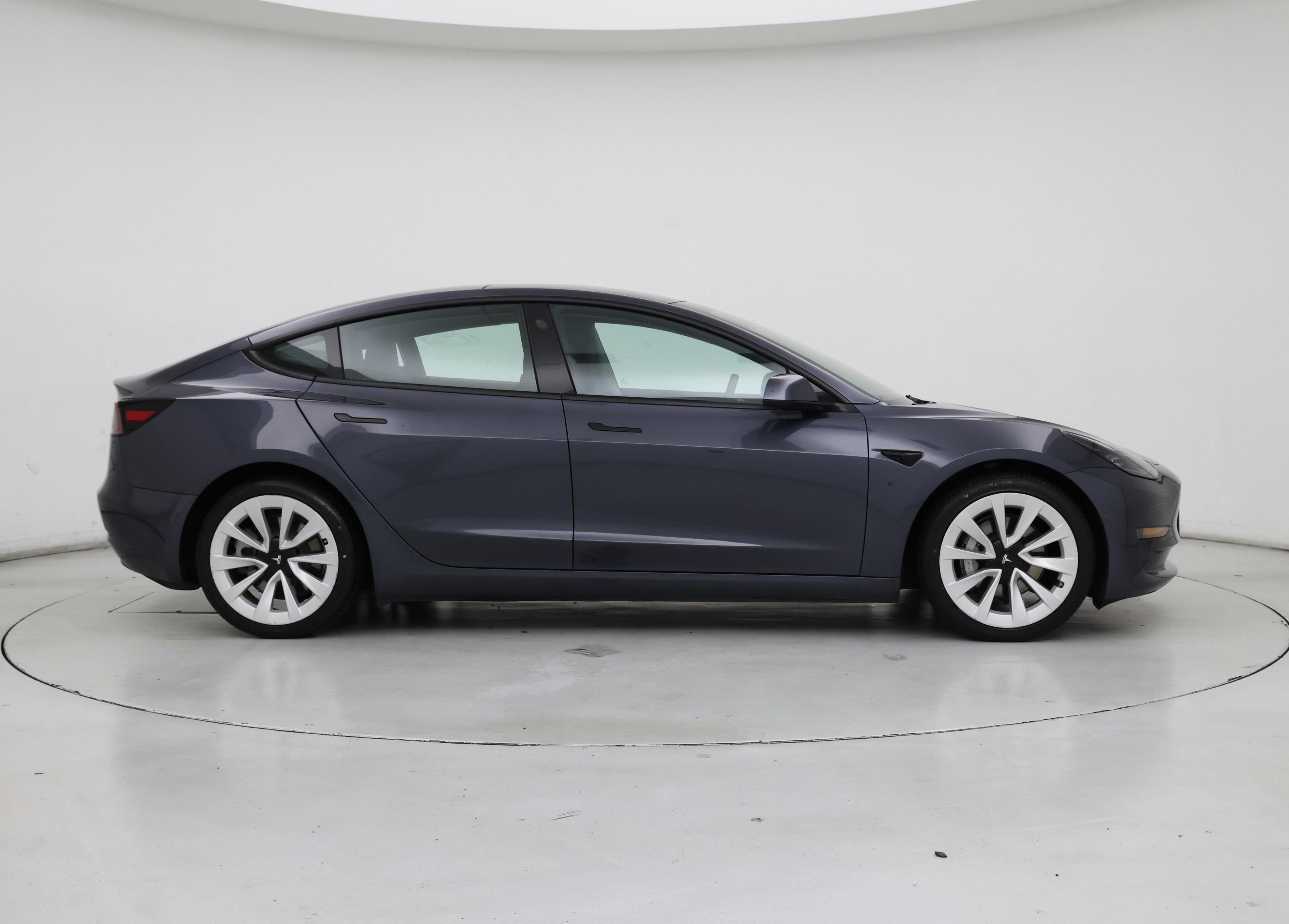 Thumbnail: 2022 Tesla Model 3 - 7