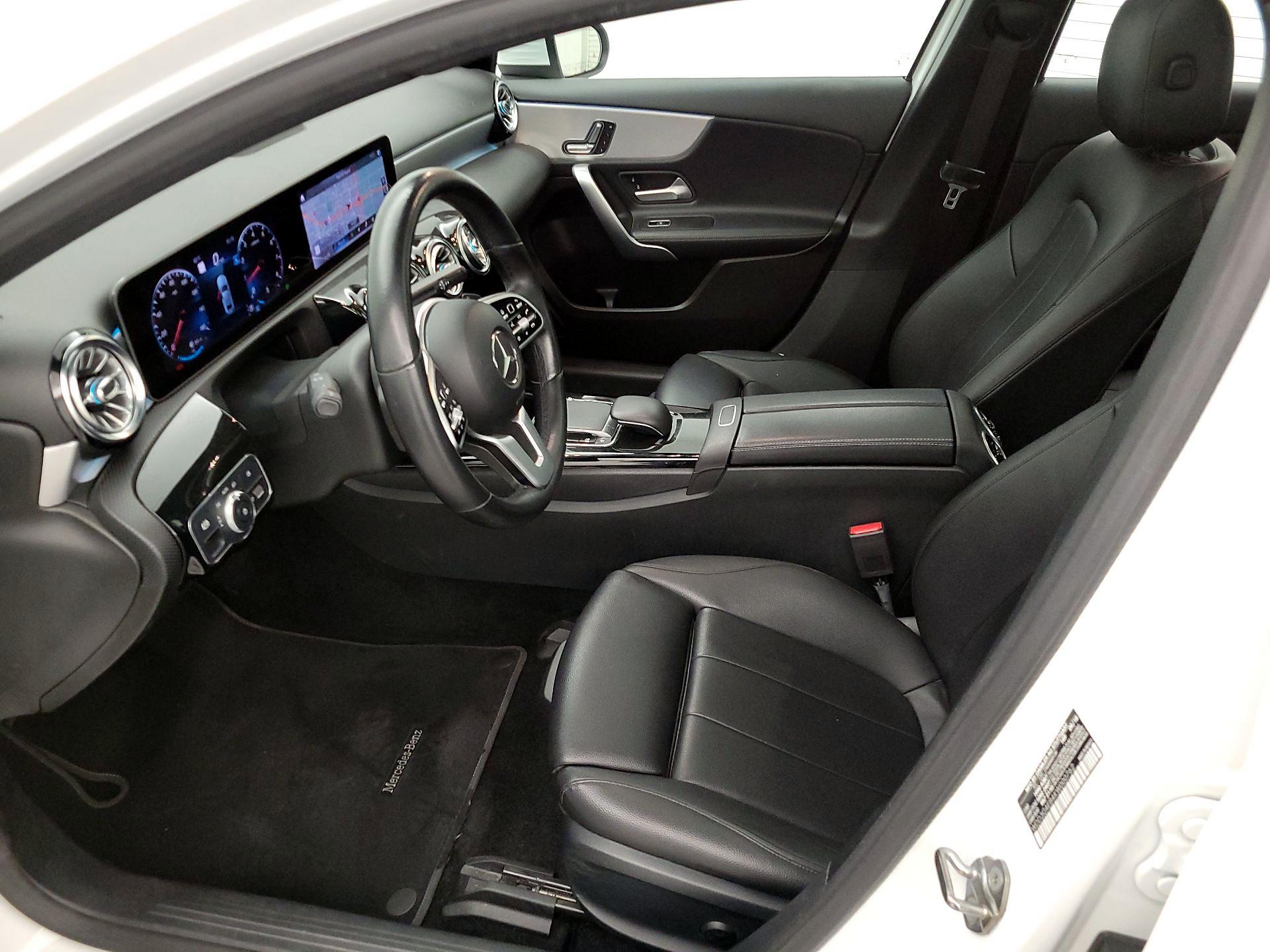 Thumbnail: 2019 Mercedes-Benz A-Class - 11