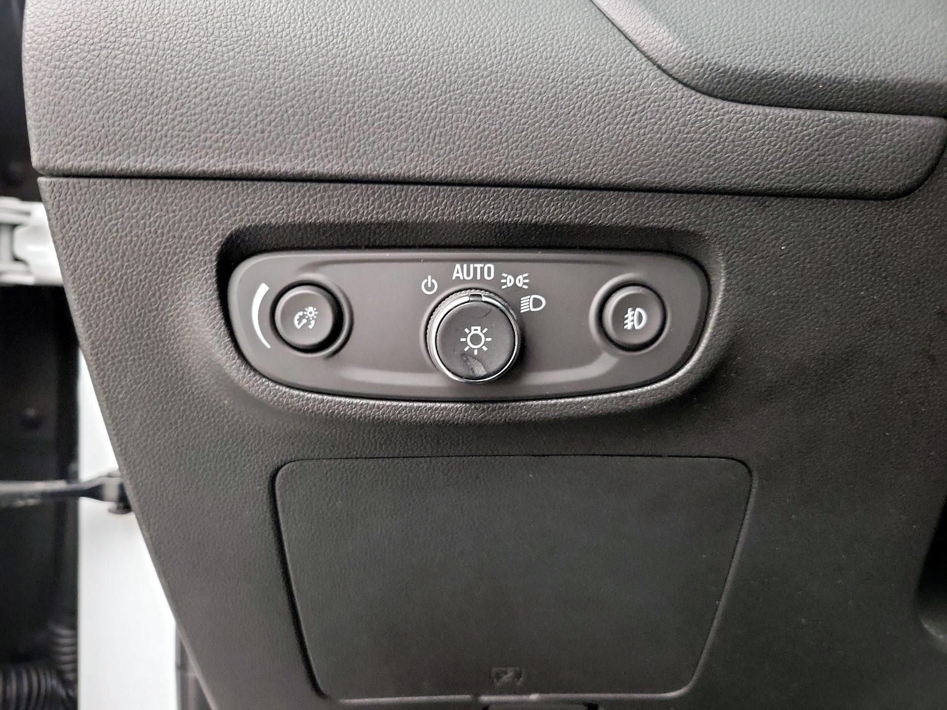 Thumbnail: 2022 Buick Encore GX - 13