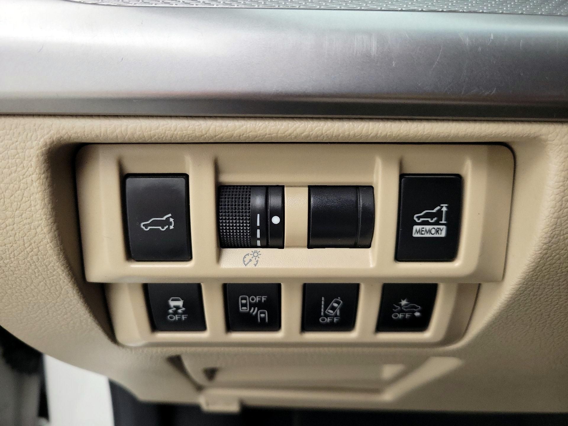 Thumbnail: 2018 Subaru Outback - 13