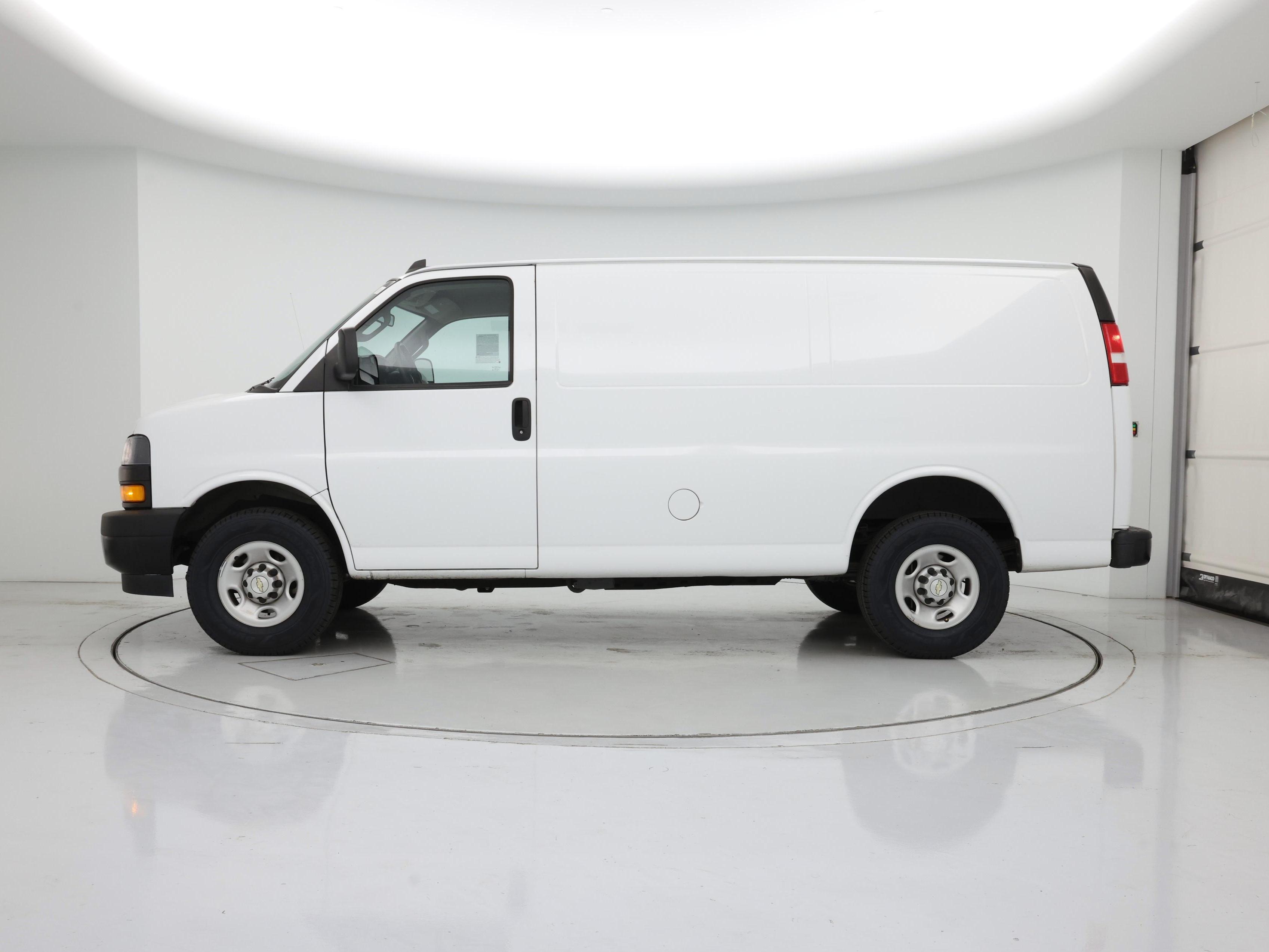 Thumbnail: 2022 Chevrolet Express - 3