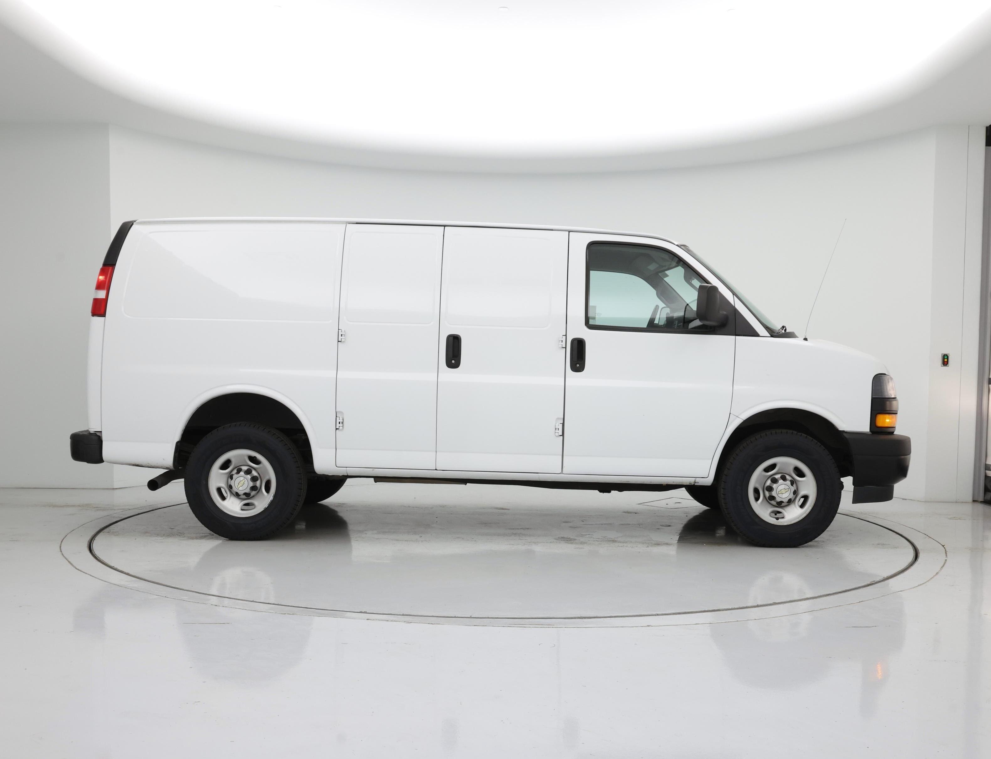 Thumbnail: 2022 Chevrolet Express - 7