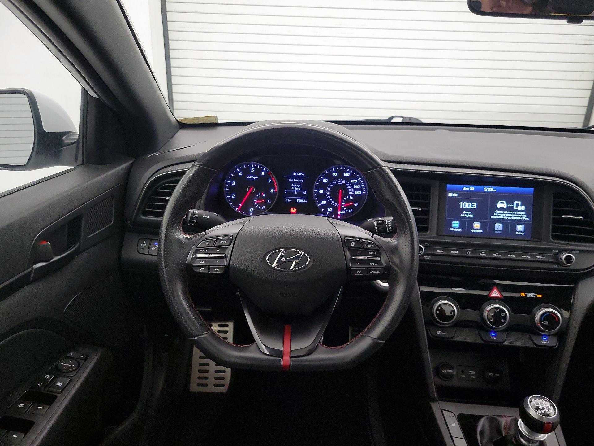 Thumbnail: 2019 Hyundai Elantra - 10