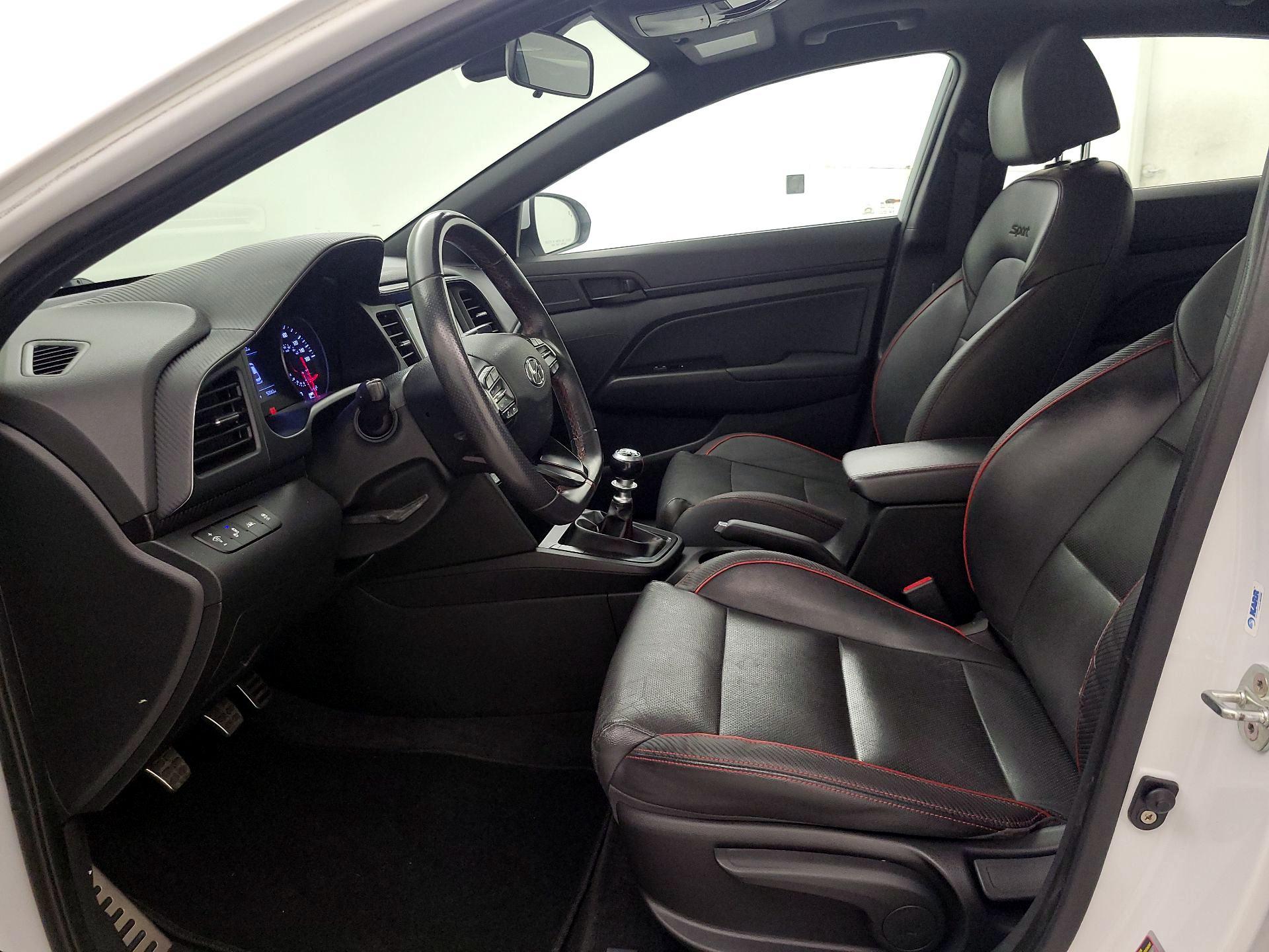 Thumbnail: 2019 Hyundai Elantra - 11