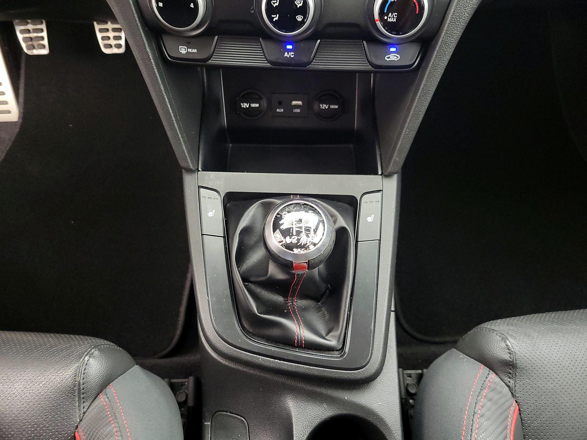 Thumbnail: 2019 Hyundai Elantra - 17