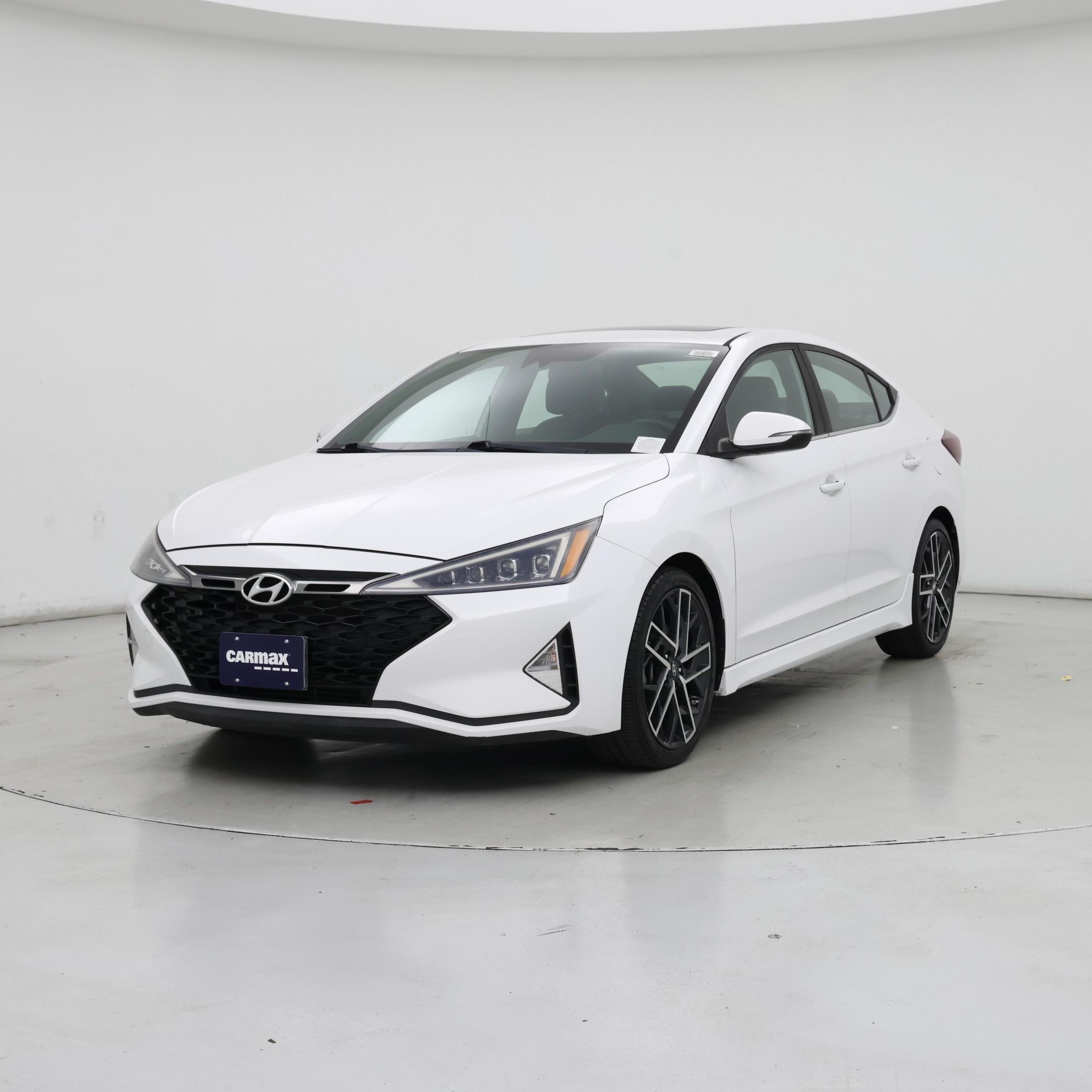 Thumbnail: 2019 Hyundai Elantra - 4