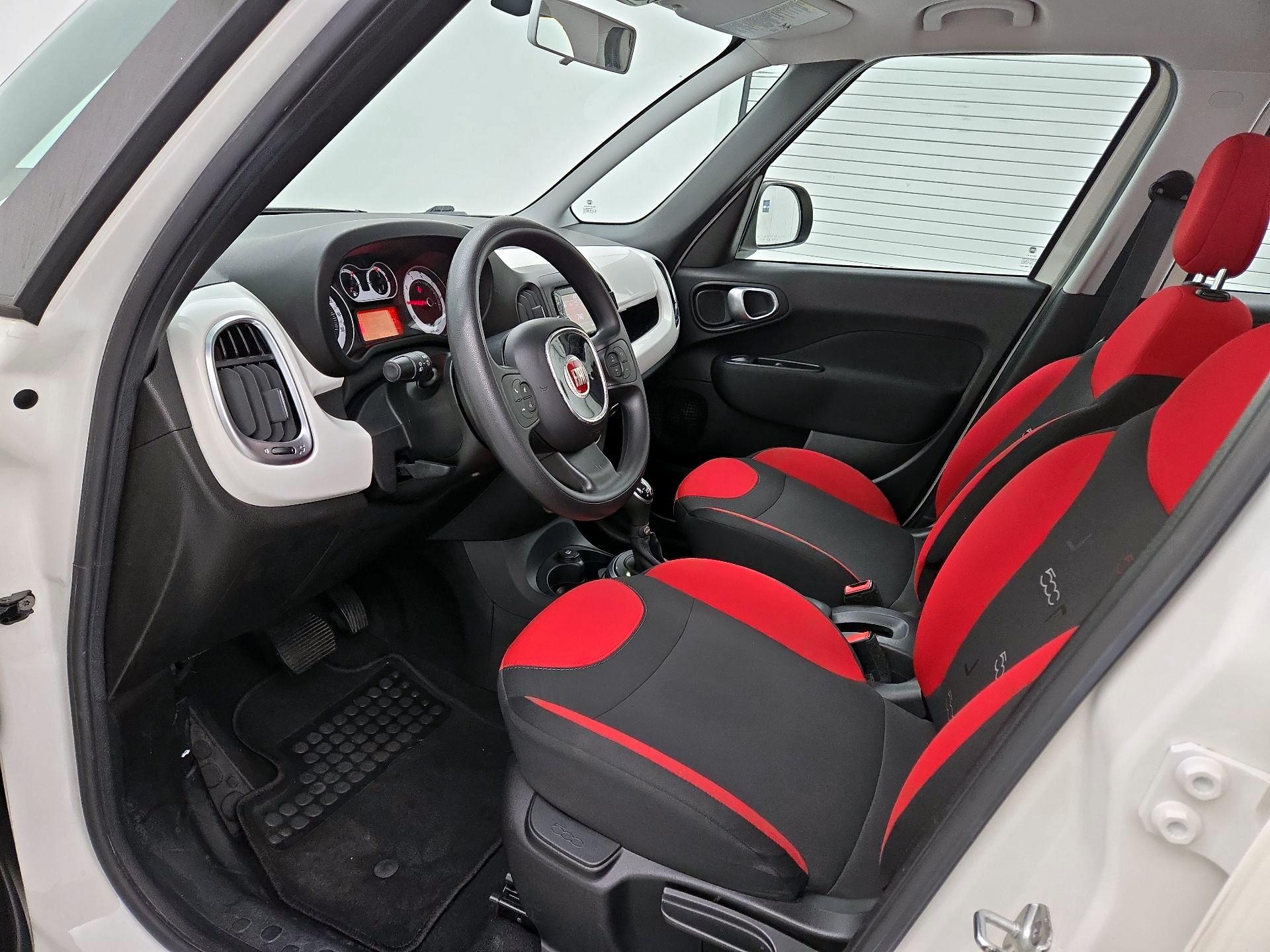 Thumbnail: 2015 Fiat 500L - 11