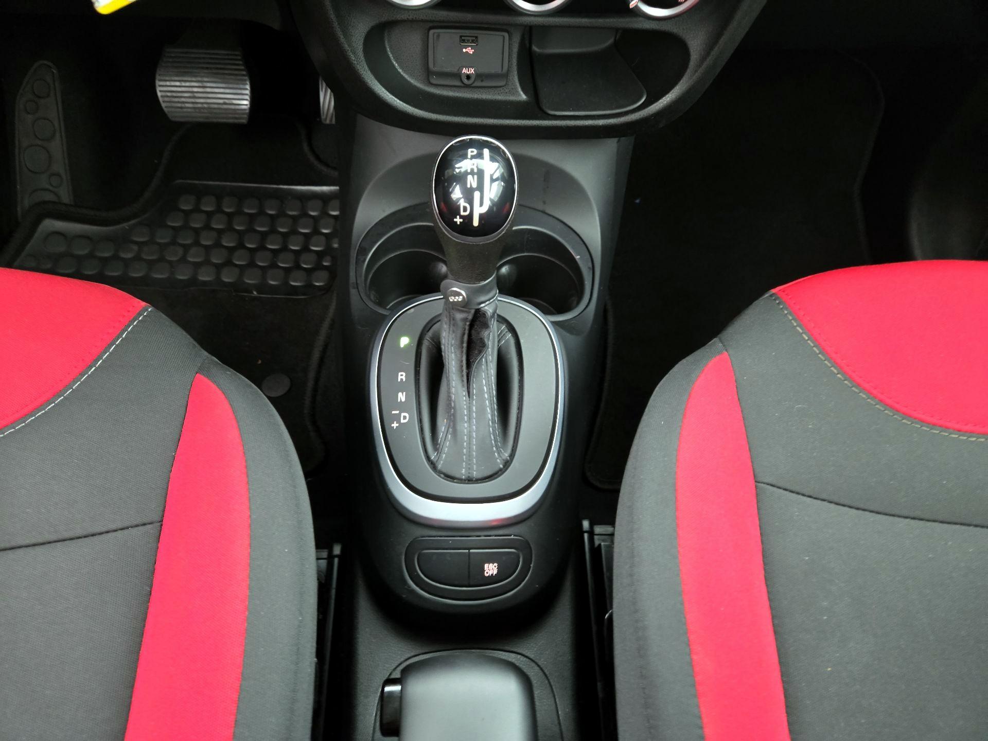 Thumbnail: 2015 Fiat 500L - 15