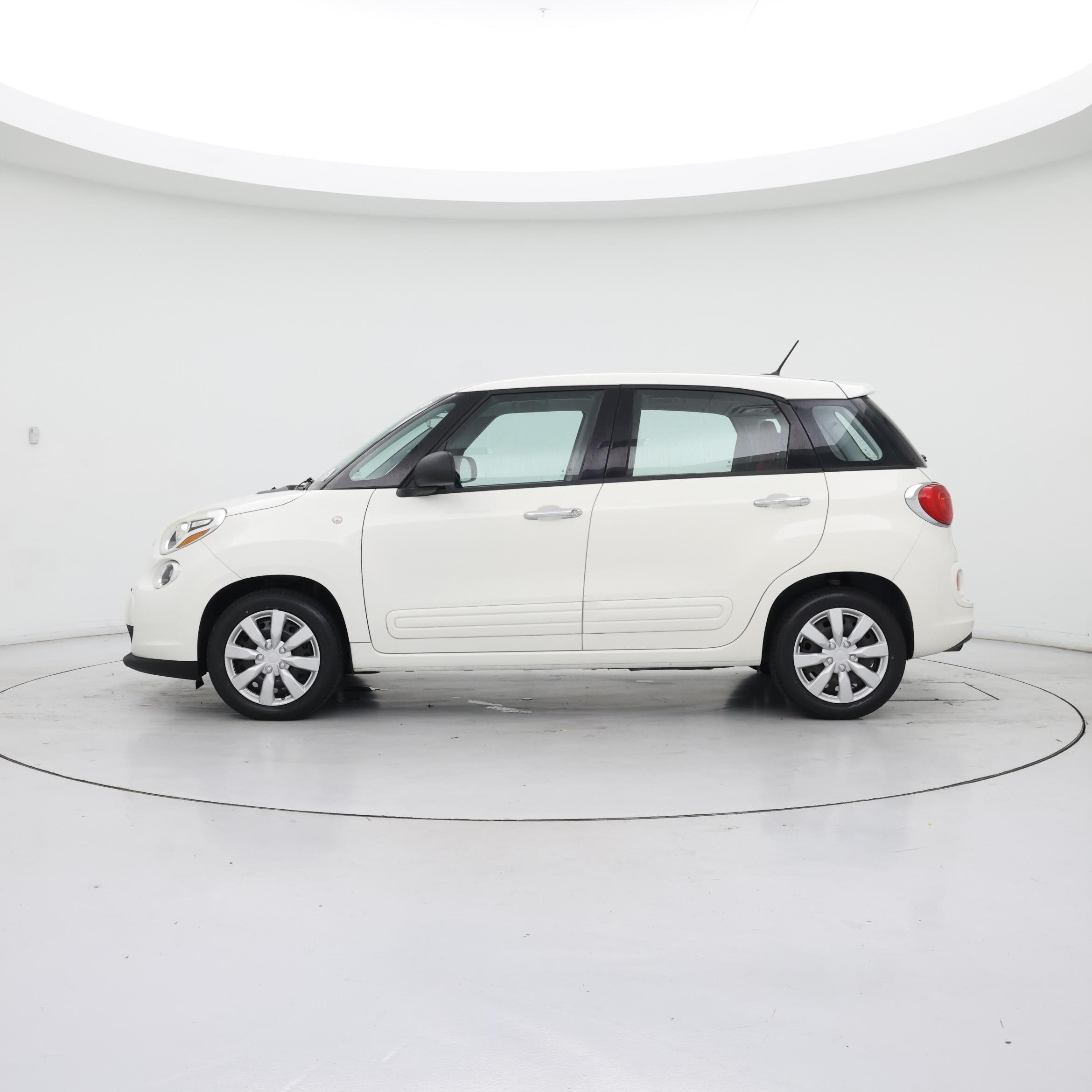 Thumbnail: 2015 Fiat 500L - 3