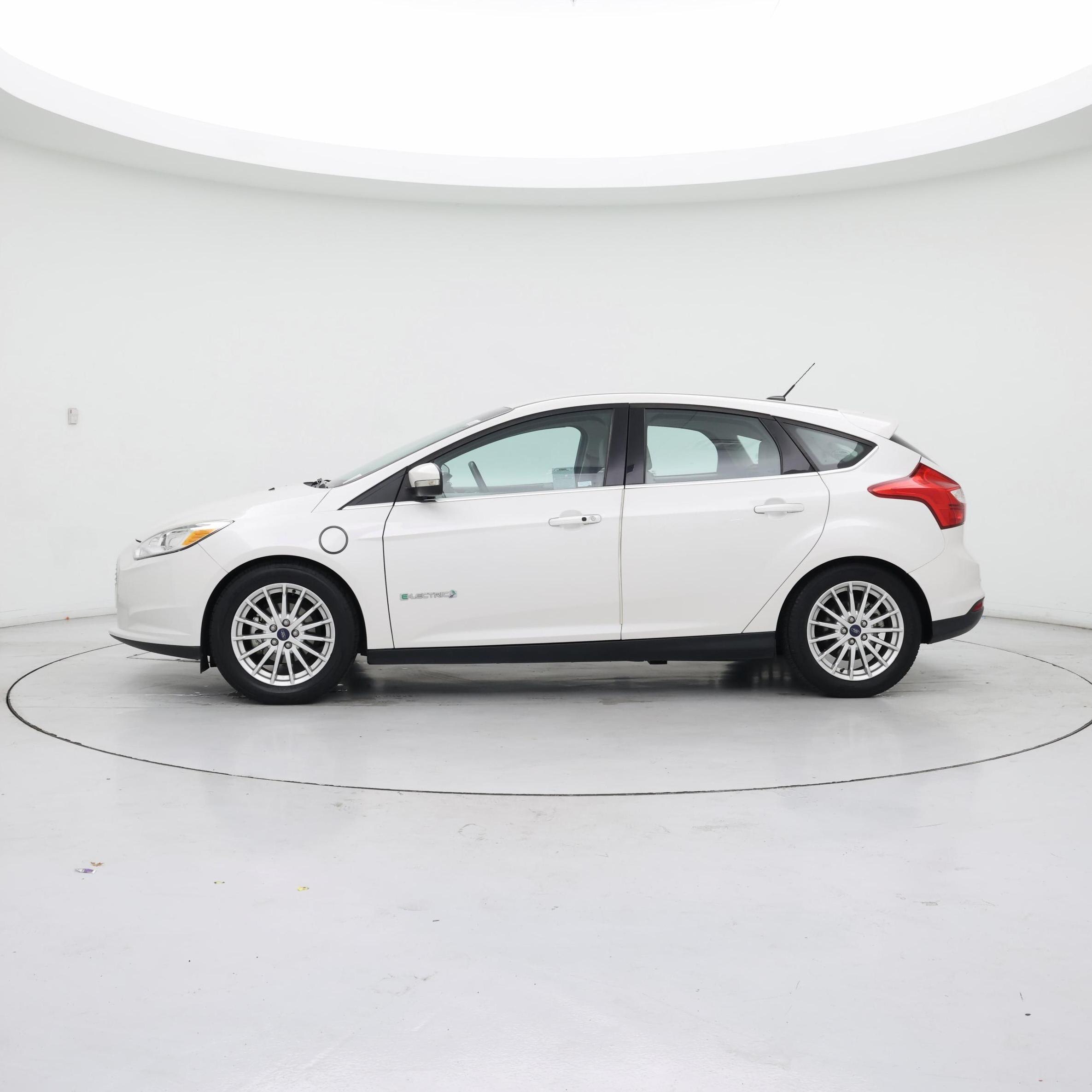 Thumbnail: 2014 Ford Focus - 3
