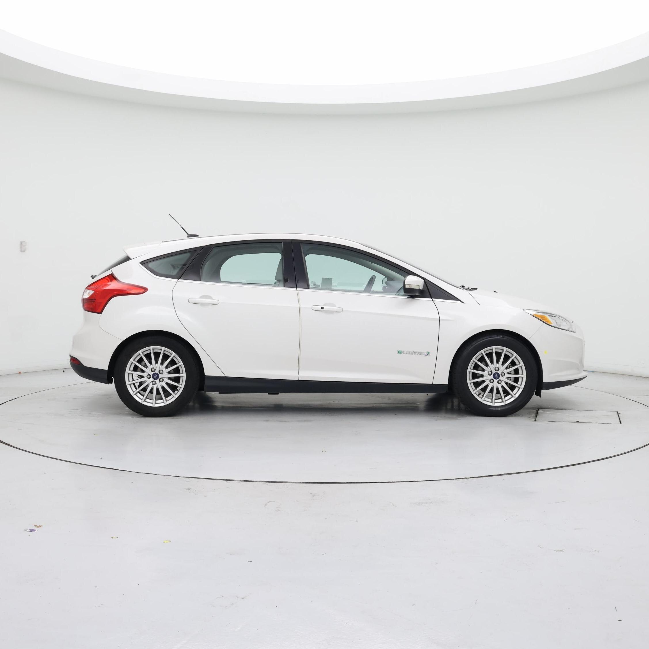 Thumbnail: 2014 Ford Focus - 7
