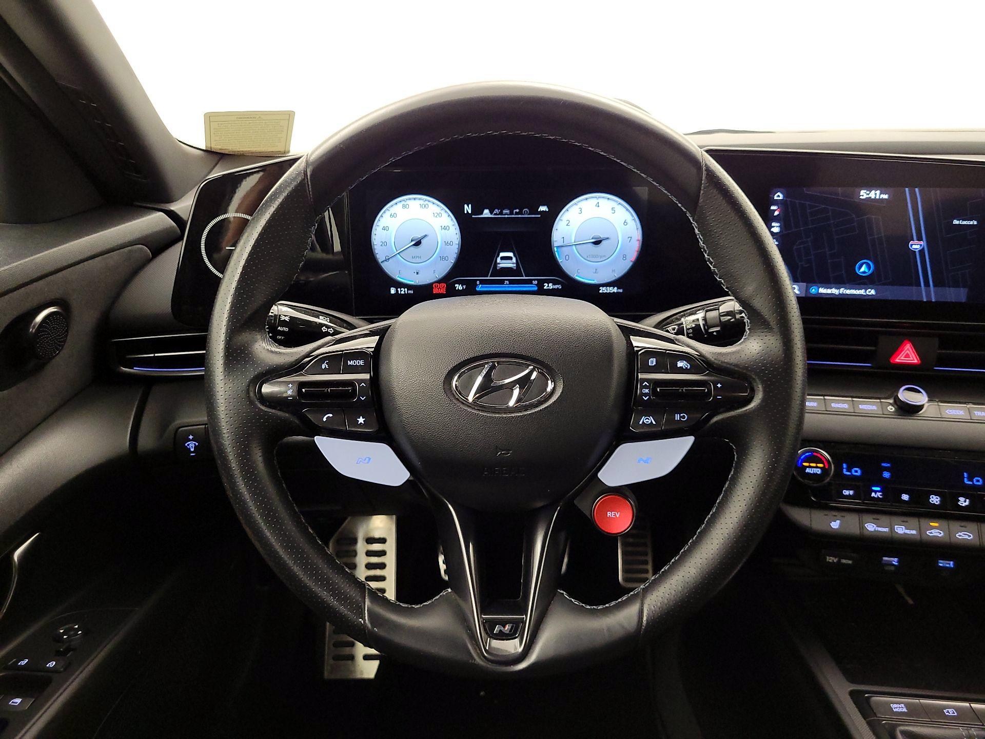 Thumbnail: 2023 Hyundai Elantra - 10