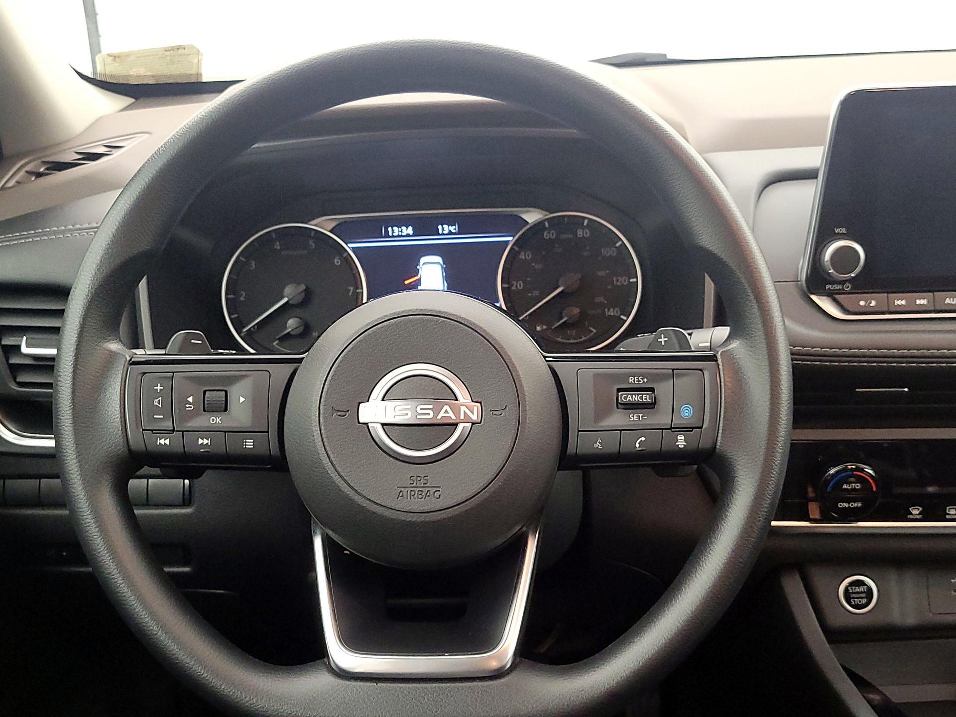 Thumbnail: 2023 Nissan Rogue - 10