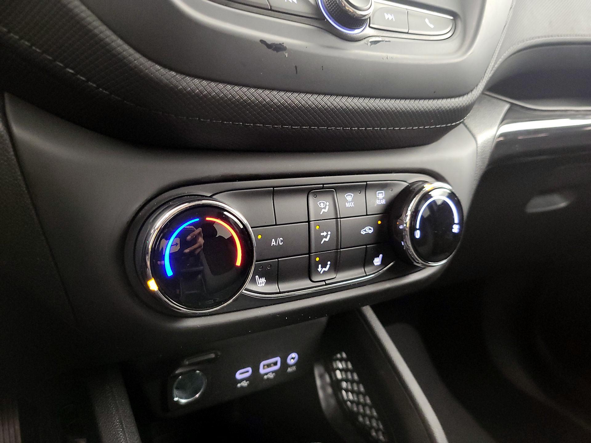 Thumbnail: 2023 Chevrolet TrailBlazer - 16