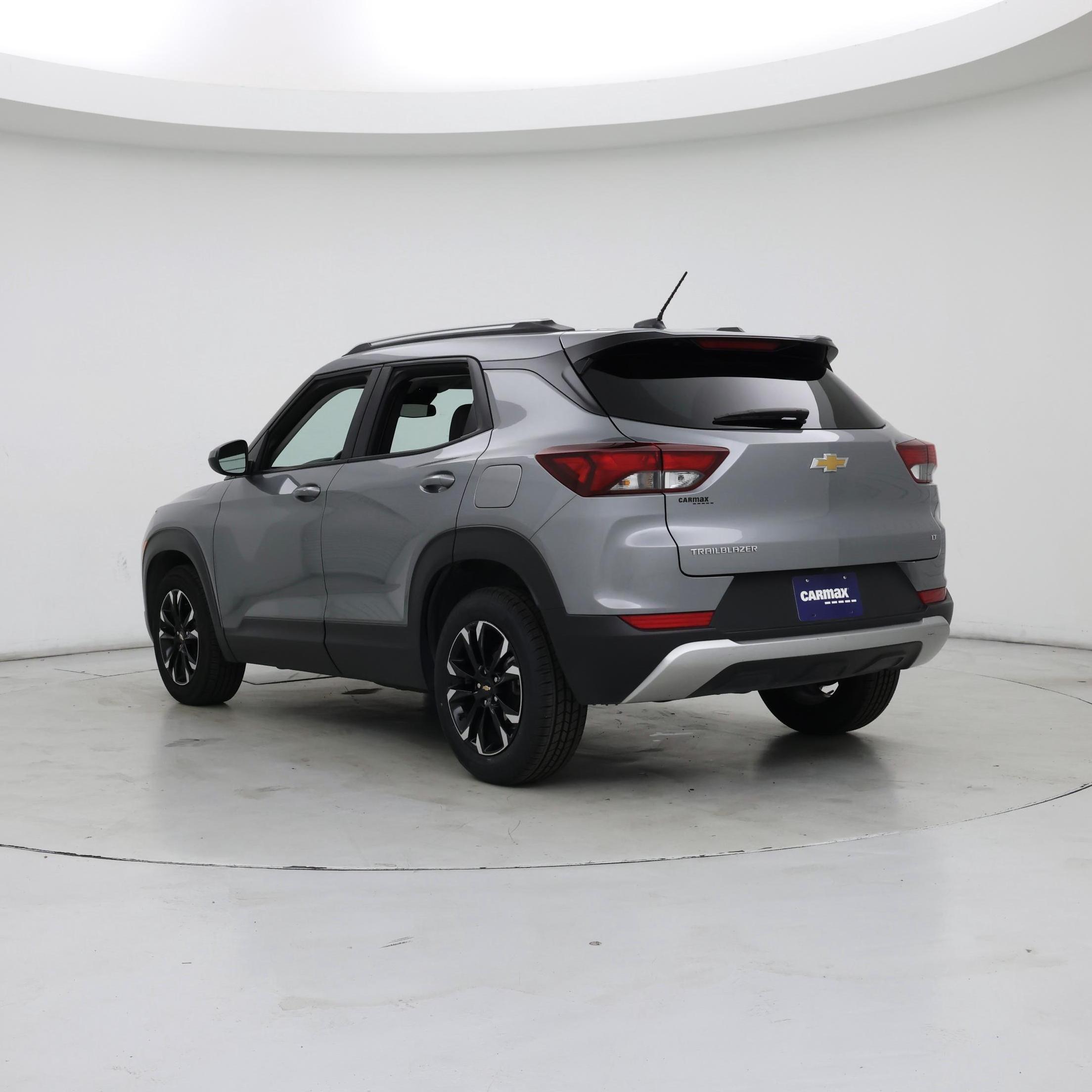 Thumbnail: 2023 Chevrolet TrailBlazer - 2