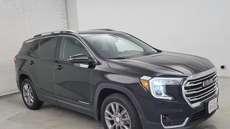 2023 GMC Terrain SLT Hero Image