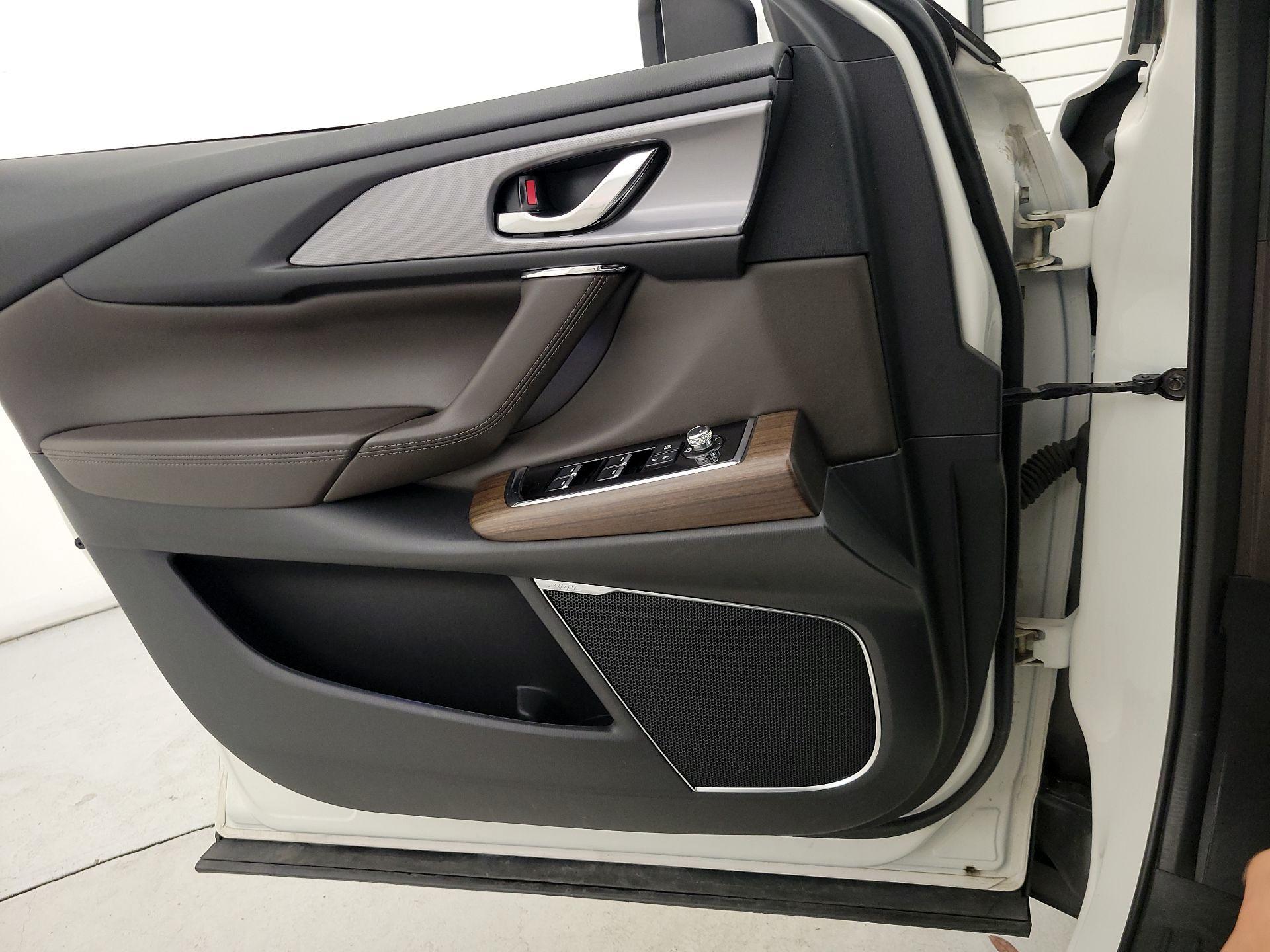 Thumbnail: 2022 Mazda CX-9 - 10