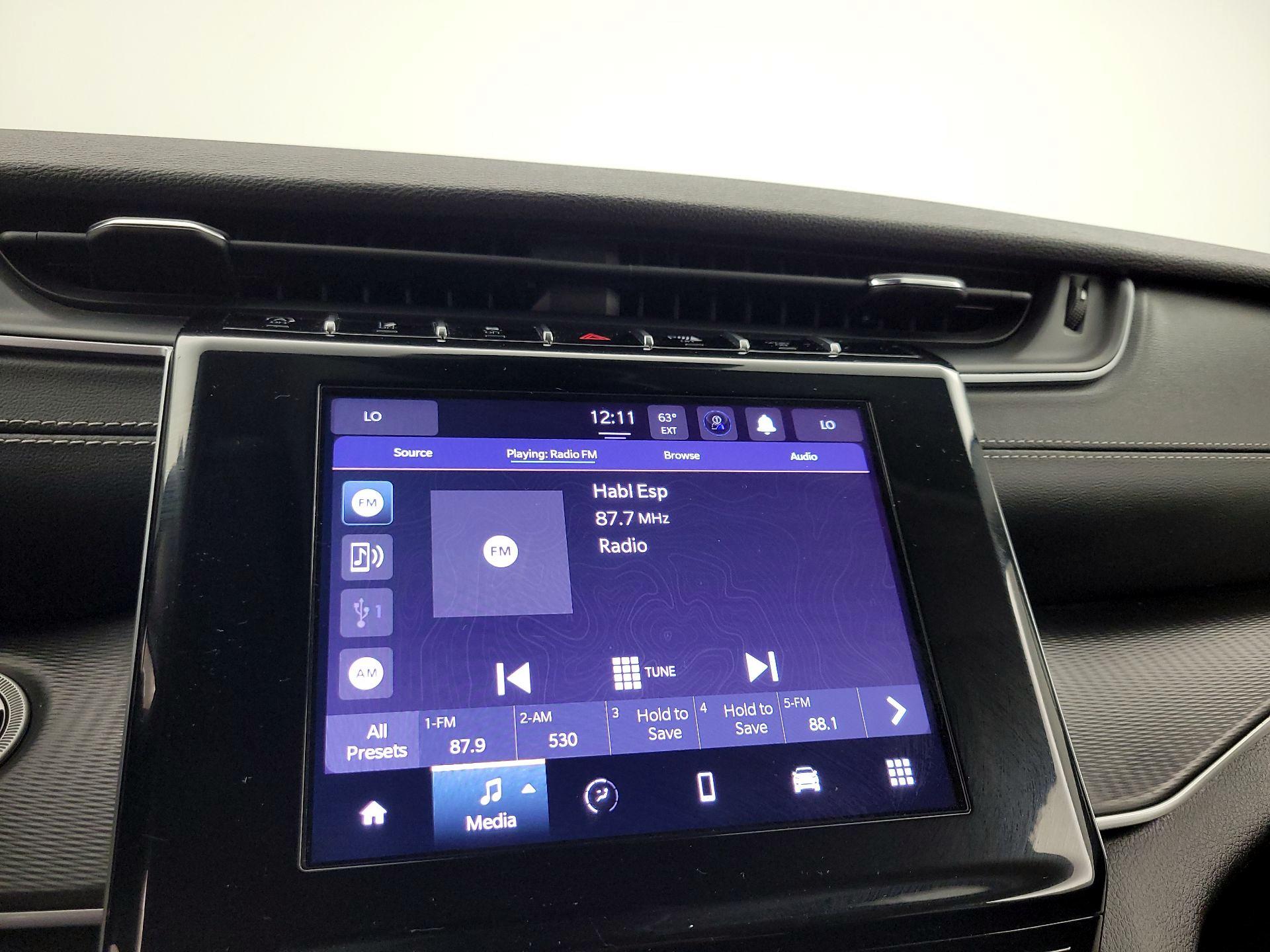 Thumbnail: 2023 Jeep Grand Cherokee - 15