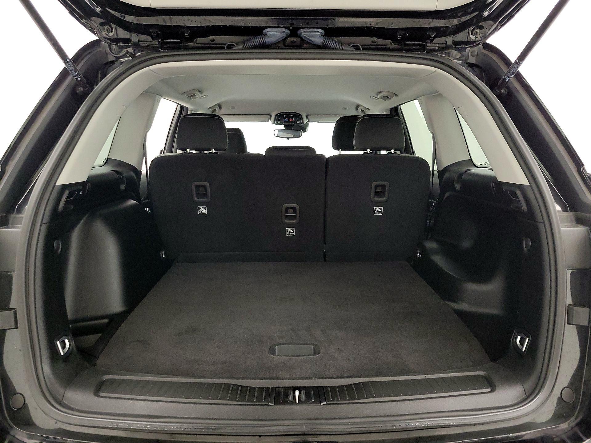 Thumbnail: 2023 Jeep Grand Cherokee - 20