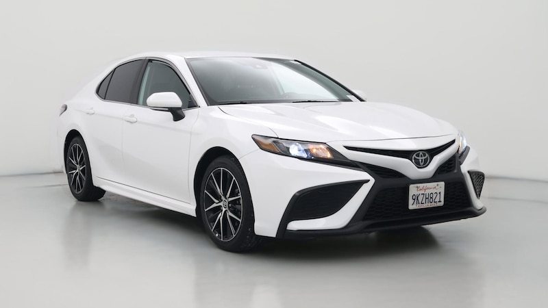 2024 Toyota Camry SE Hero Image