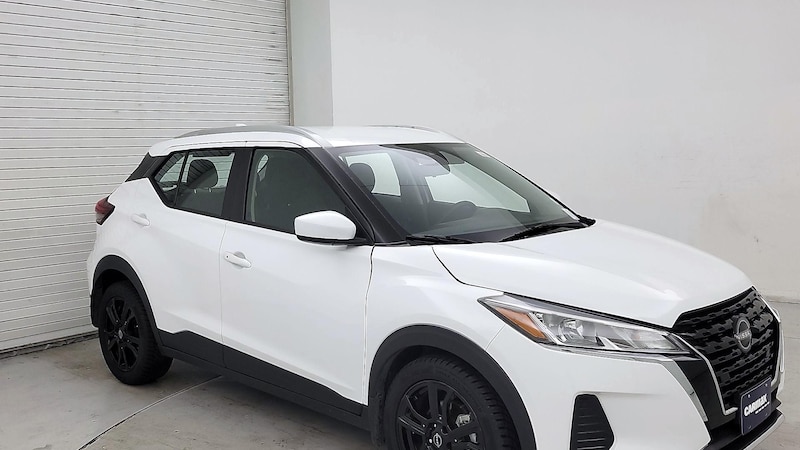 2023 Nissan Kicks SV Hero Image