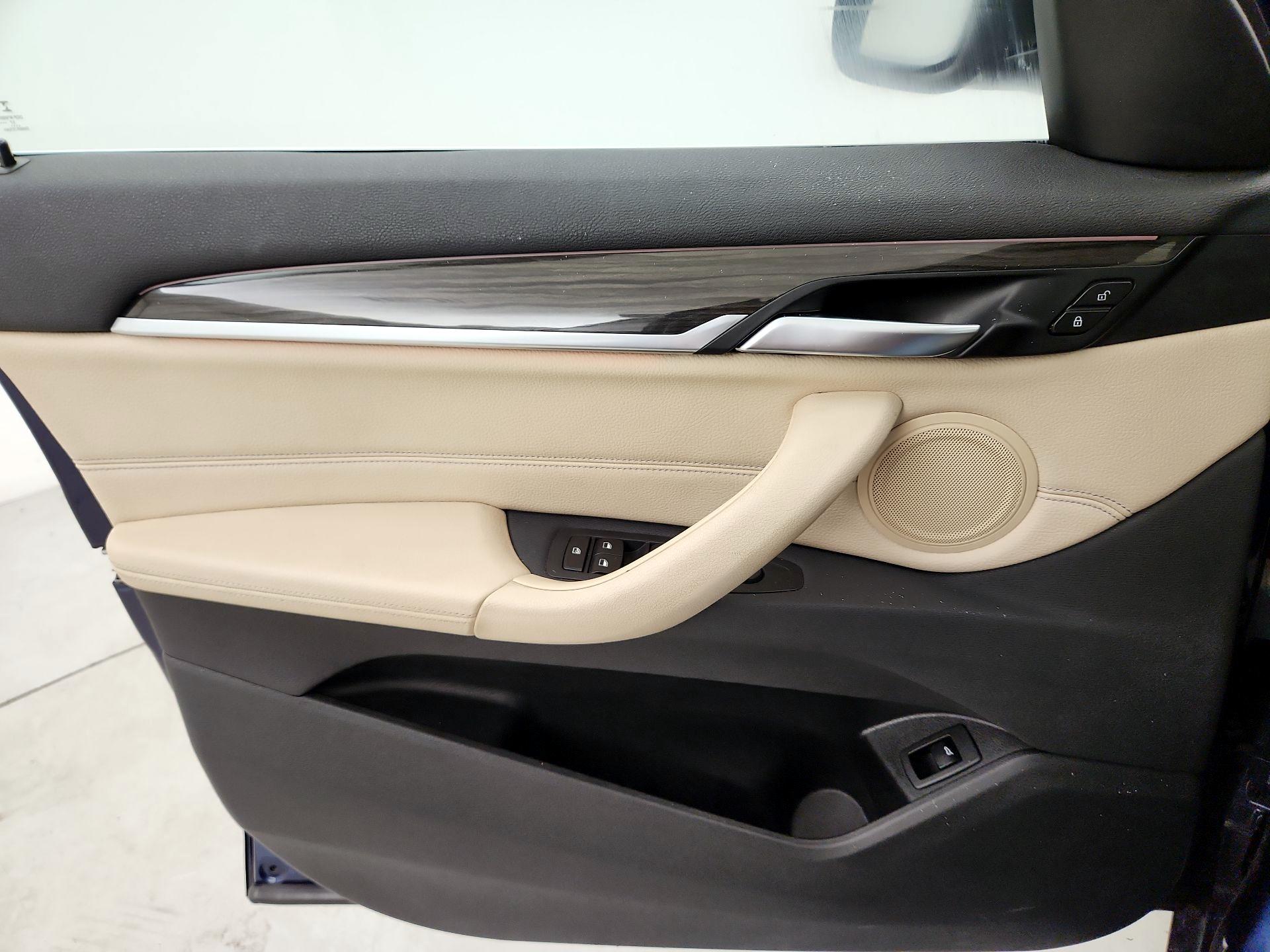 Thumbnail: 2018 BMW X1 - 12