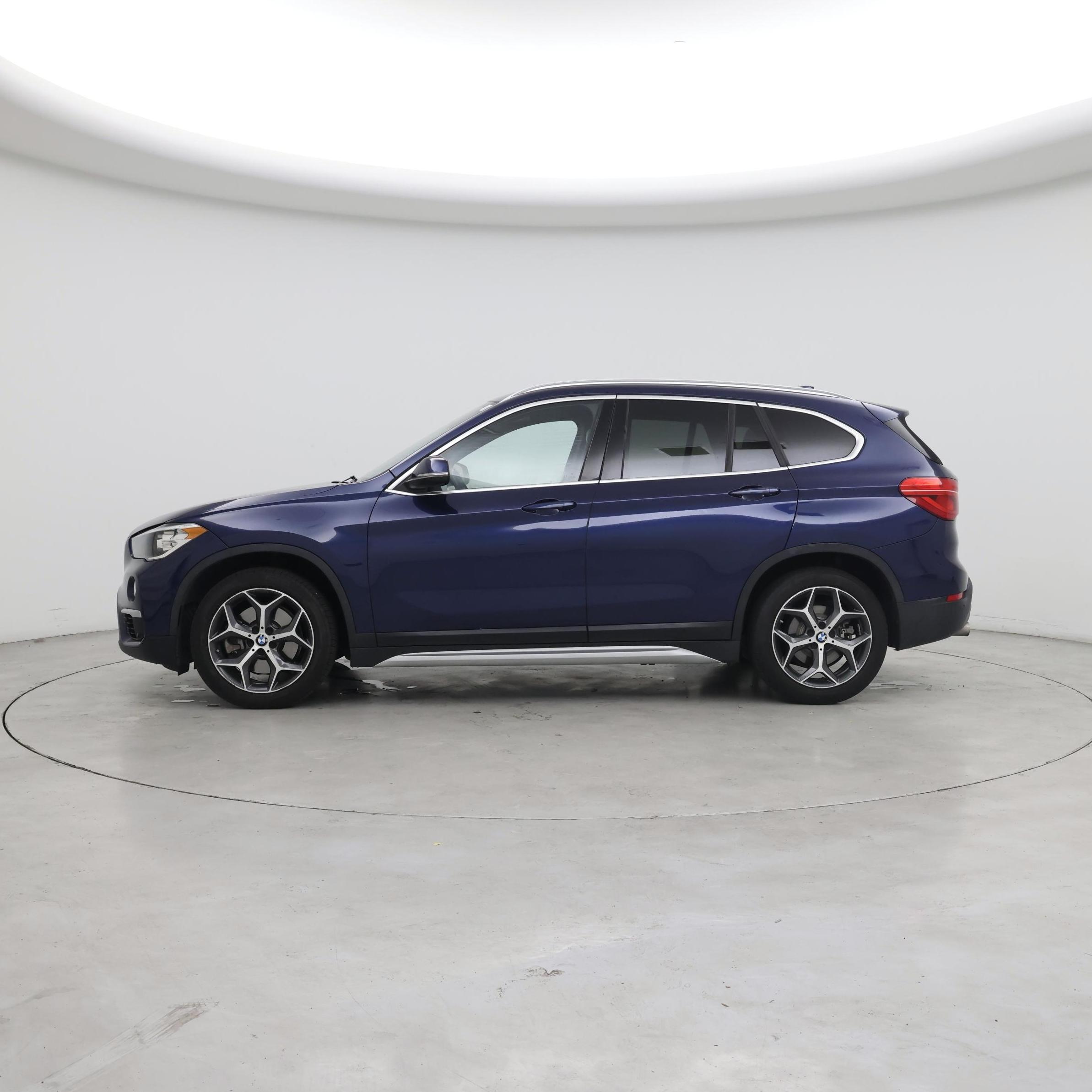 Thumbnail: 2018 BMW X1 - 3