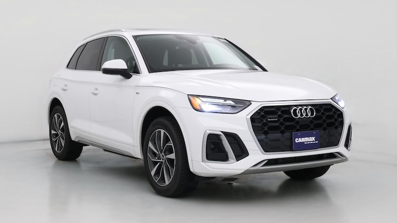 2023 Audi Q5 e Premium Plus Hero Image
