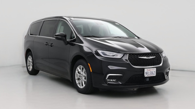 2023 Chrysler Pacifica Touring L Hero Image