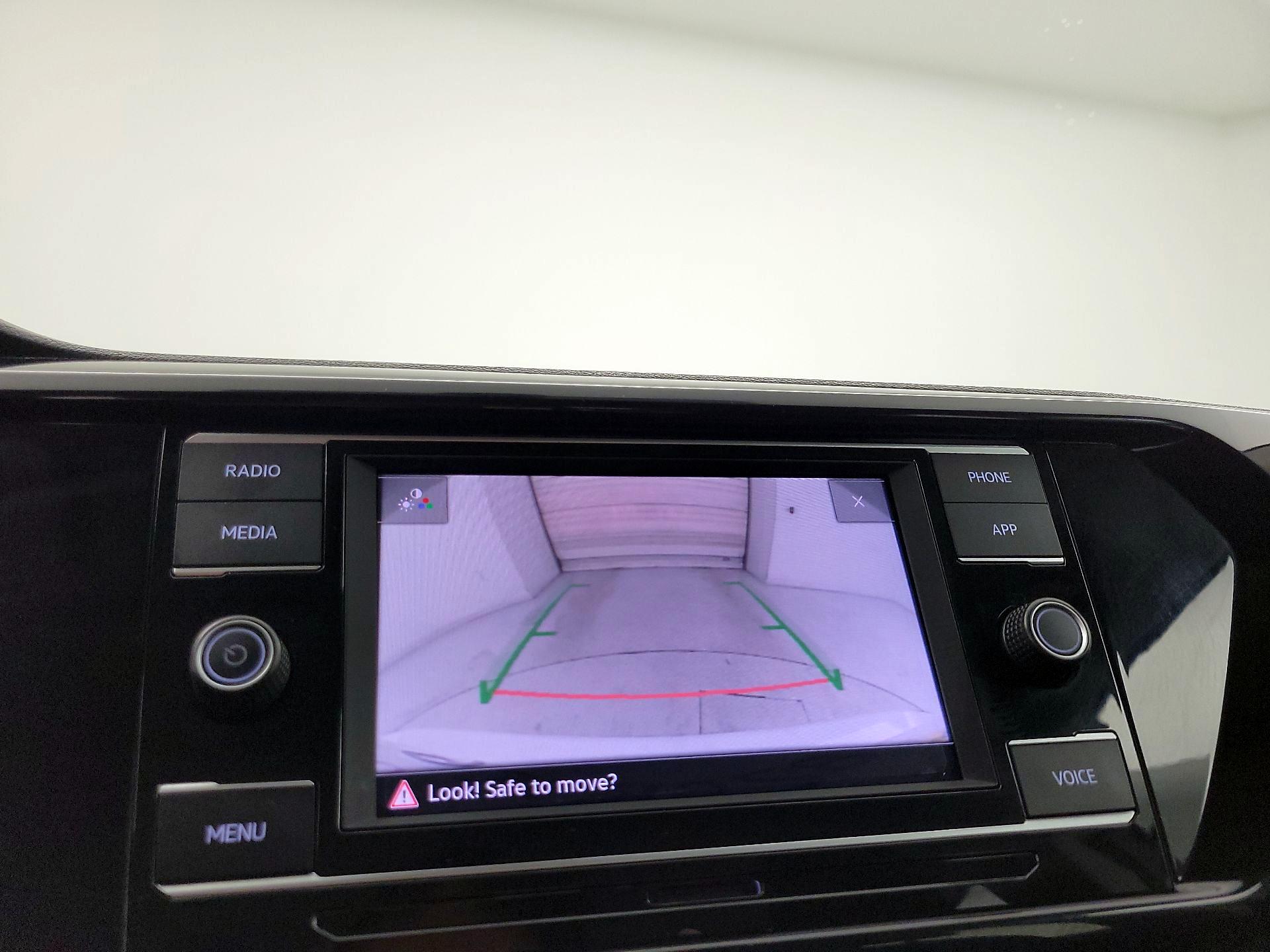 Thumbnail: 2023 Volkswagen Taos - 14